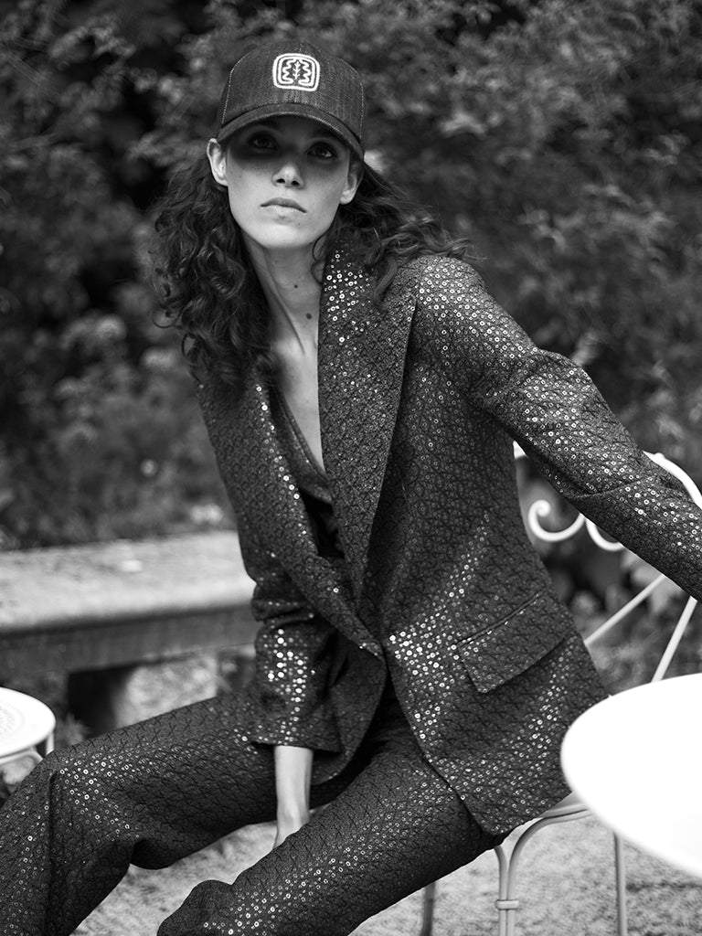 La collection "Denim Chic" d'Ines de la Fressange : quand le denim devient haut de gamme