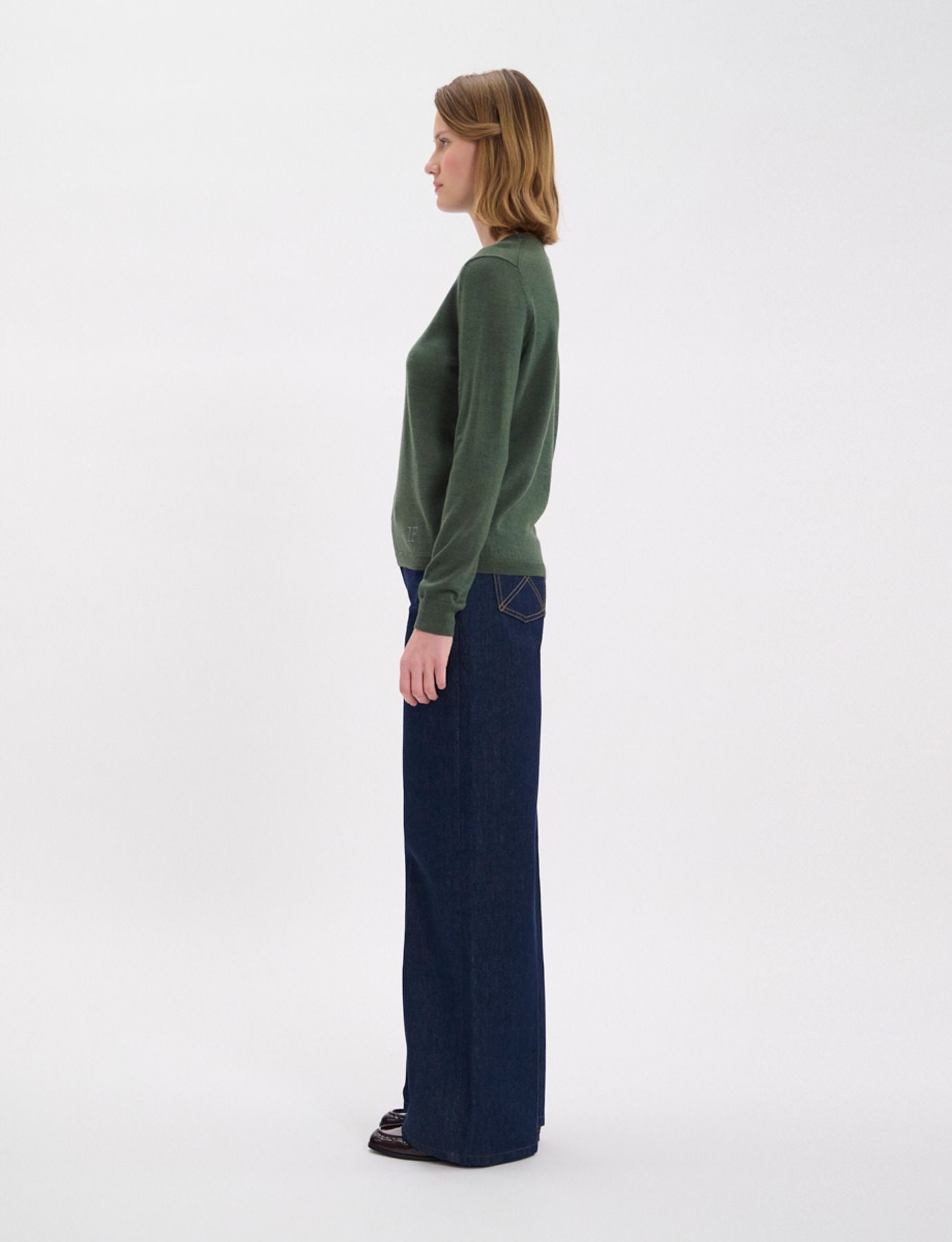 Pull Angela kaki