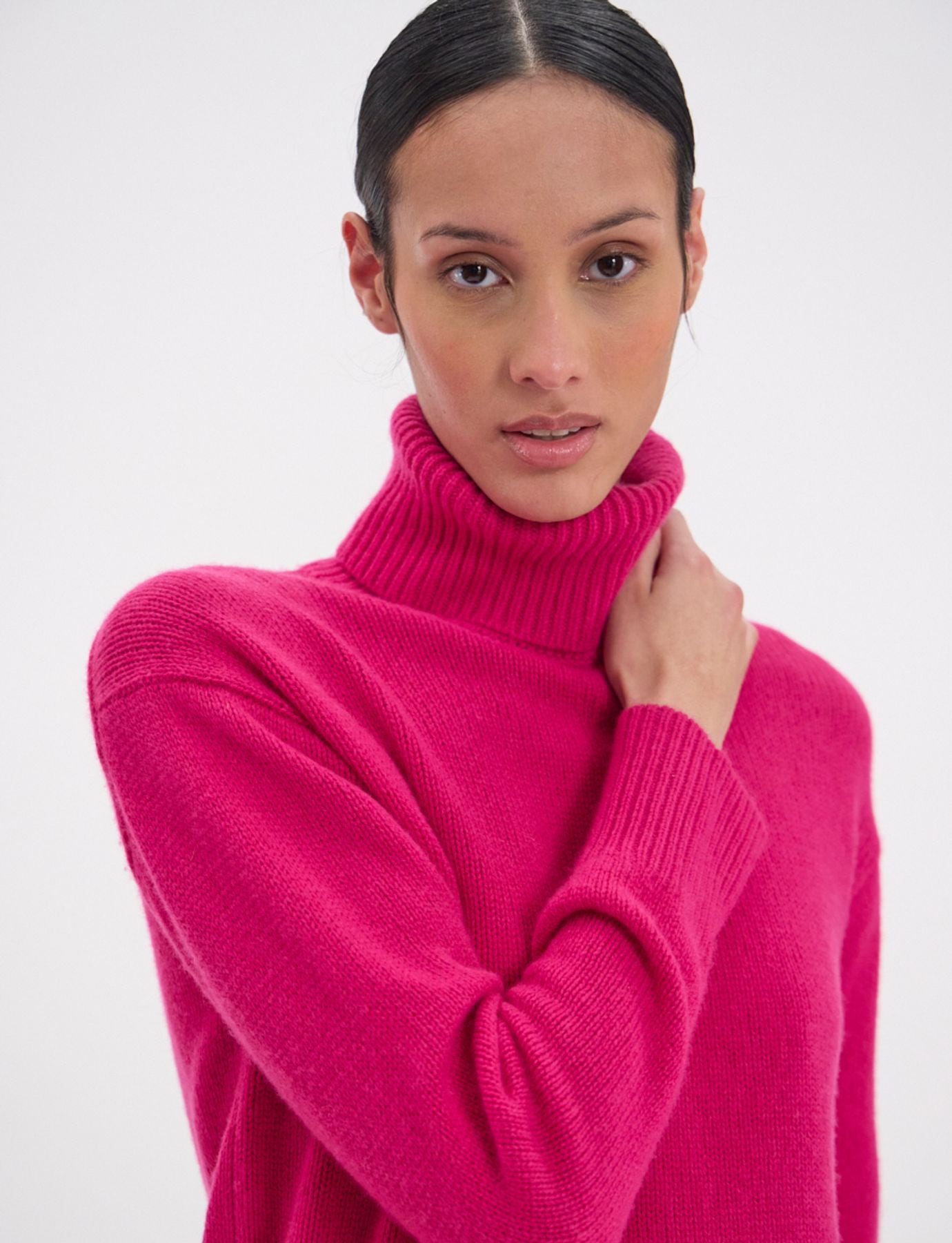 Jersey de cuello alto Aiden de lana y cachemira fucsia