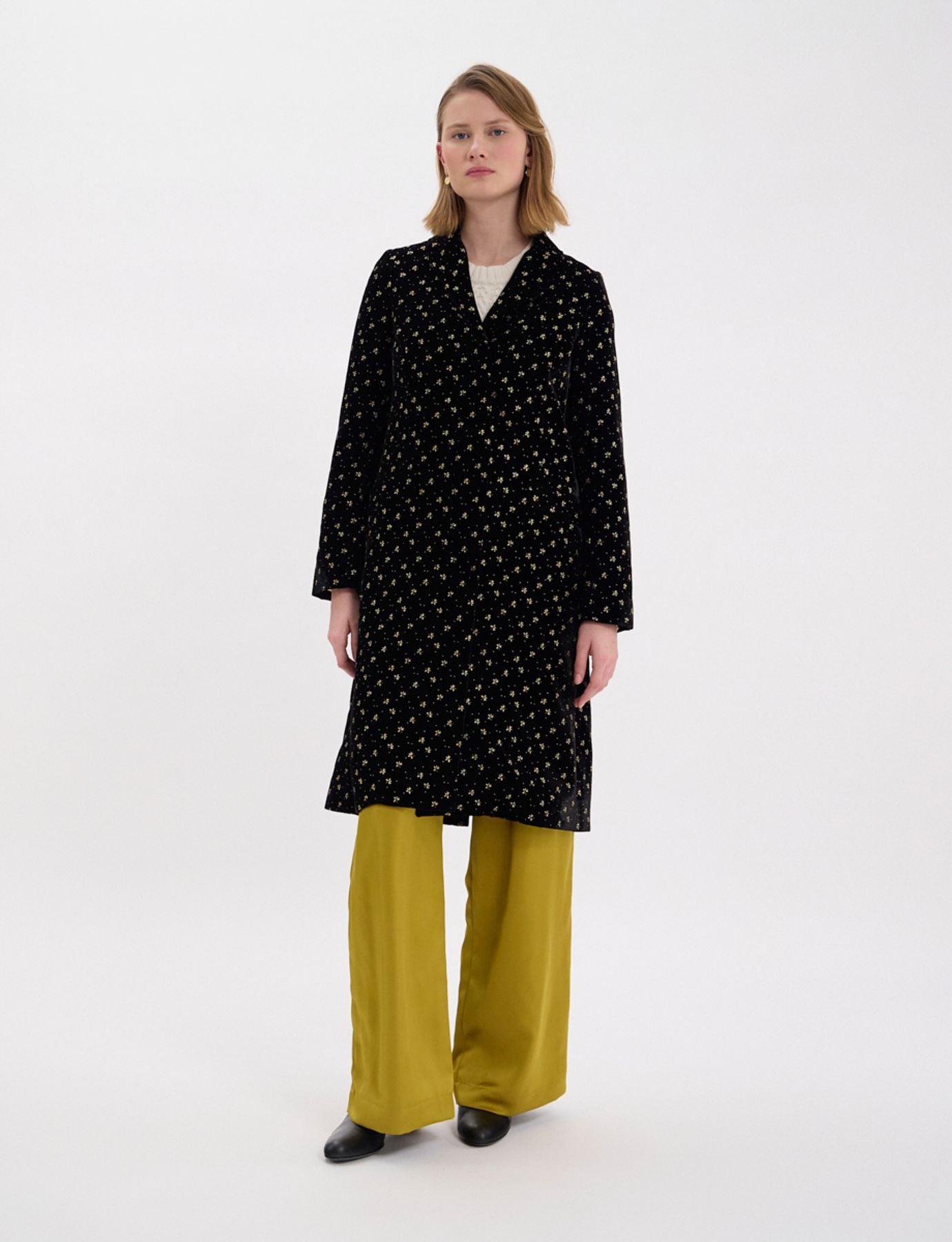 Manteau Franck en velours lisse noir, imprimé doré