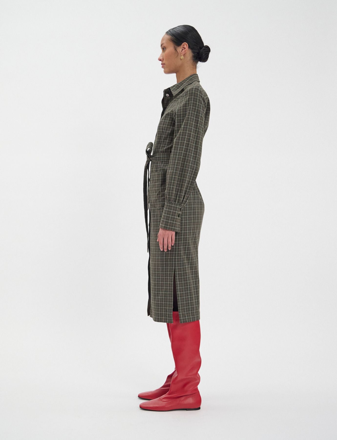 Kleid Rosabella aus khakifarbener Baumwolle mit Karos