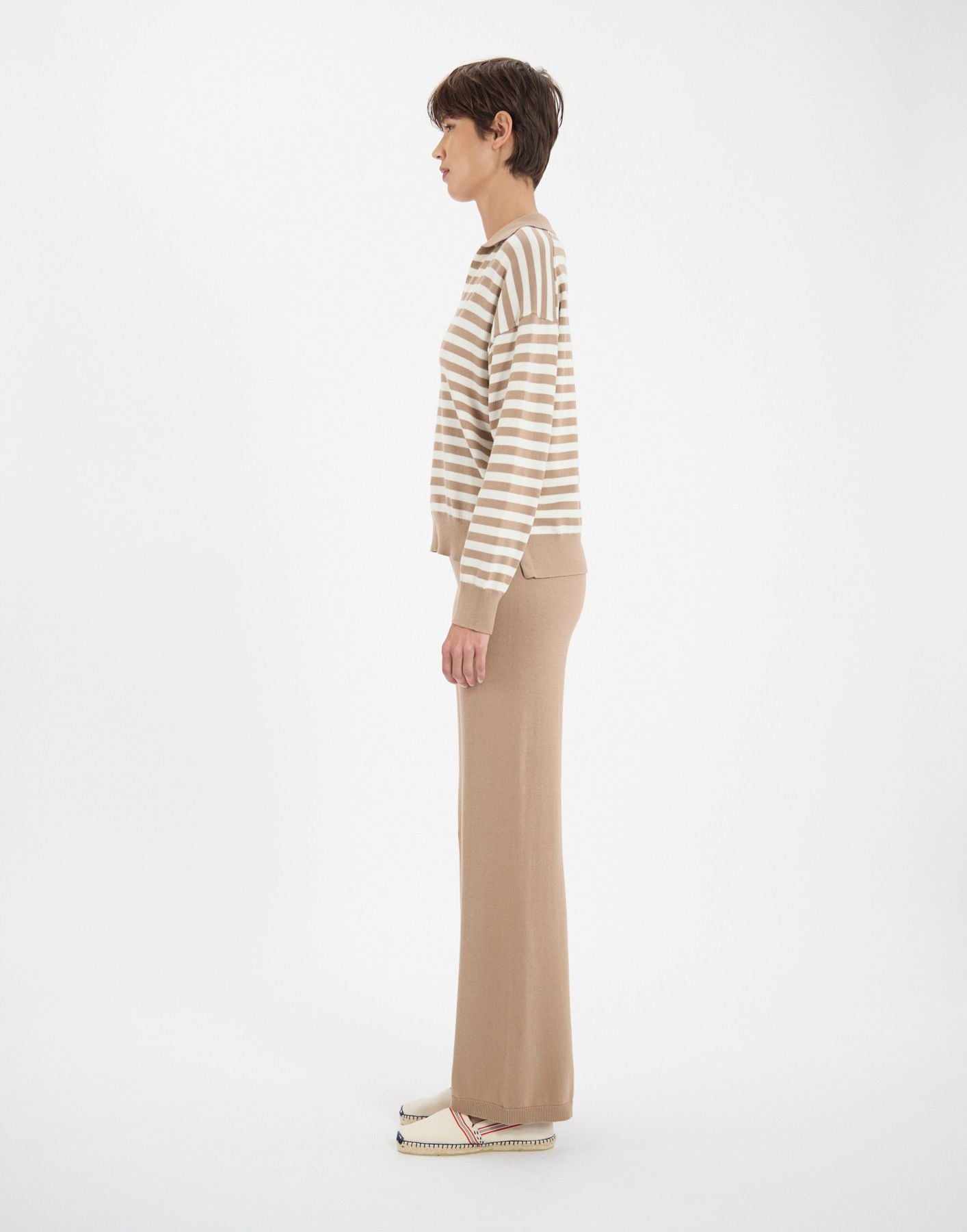 Teo Pullover aus beigefarbener Baumwolle mit Streifen