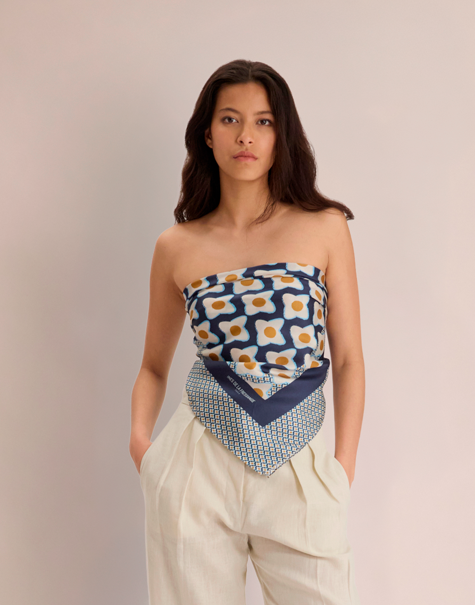 Pañuelo de seda Lewis