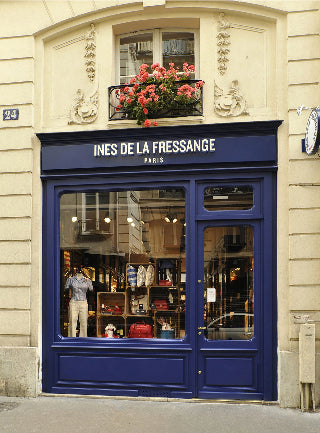 ines-de-la-fressange-paris-le-chic-parisien-selon-ines-de-la-fressange-decouvrez-l-39-univers-de-la-parisienne-son-style-son-art-de-vivre-retrouvez-les-collections-de-pret-a-porter-souliers-maroquinerie-bijoux-accessoires