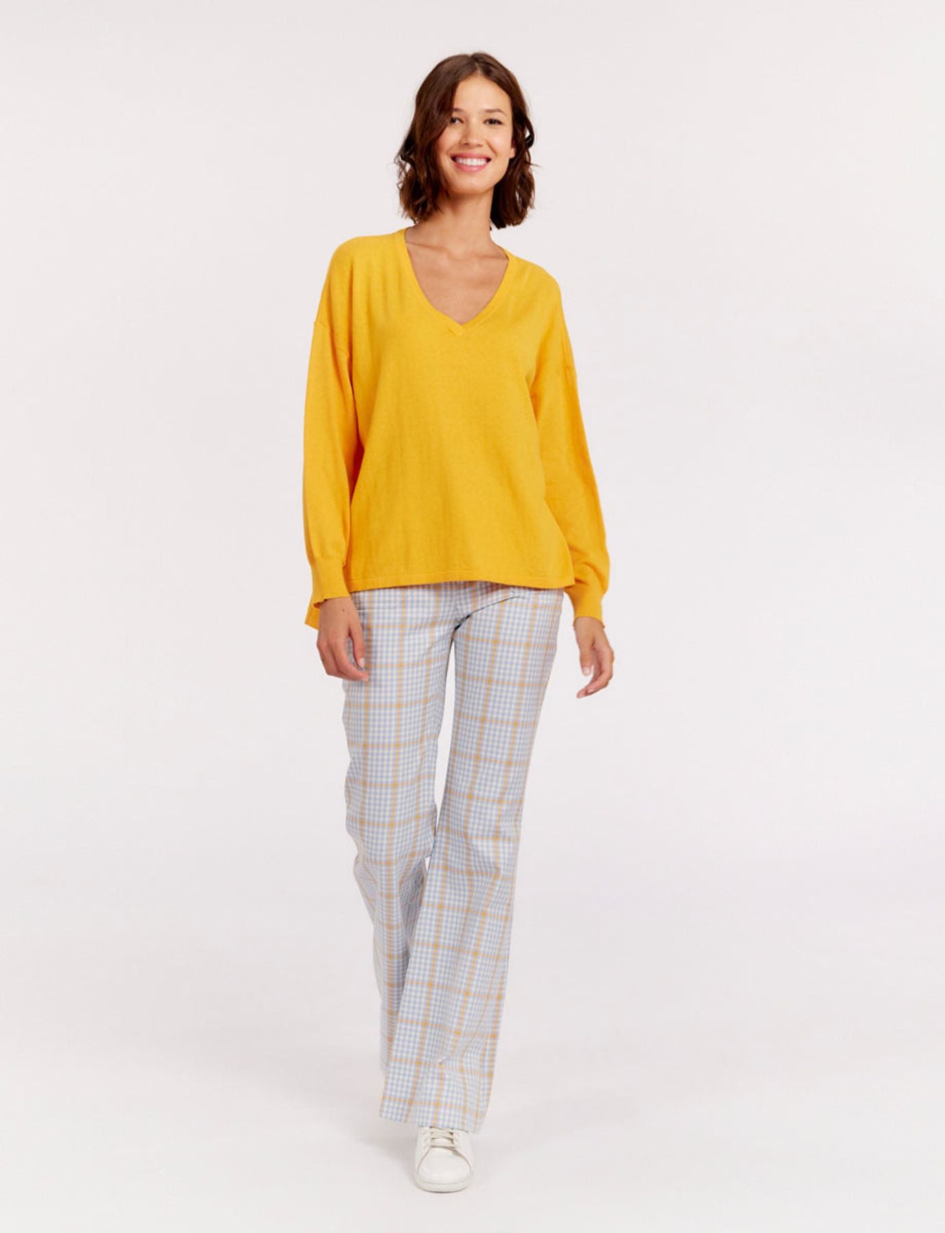 Jersey amarillo de cachemira con cuello en V Anton