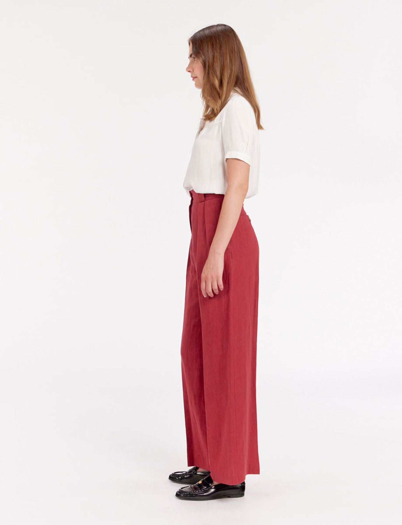 Marlene-Hose aus himbeerfarbenem Leinen