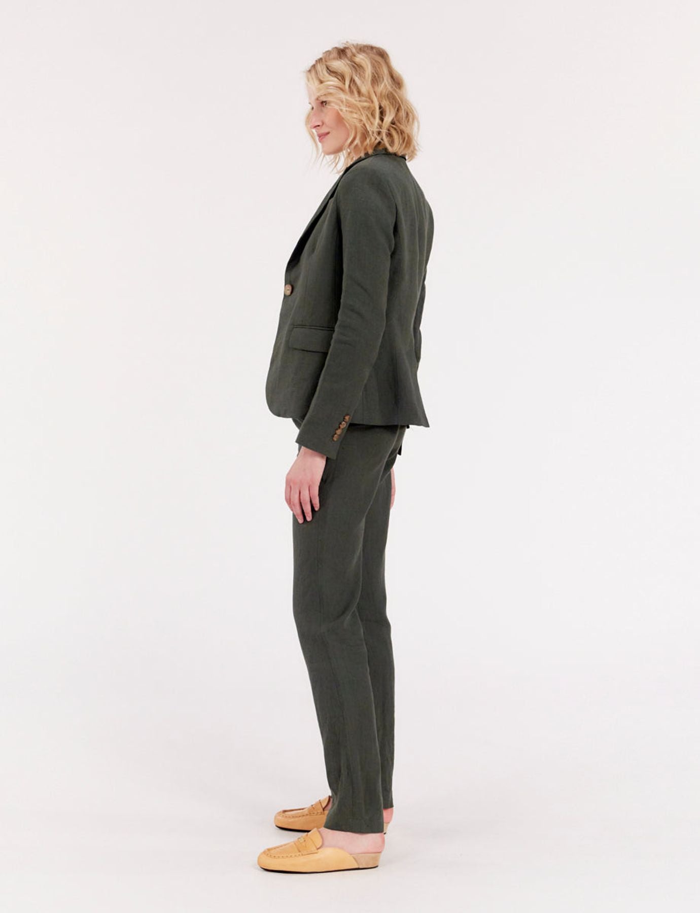 Veste Nicoletta en lin vert foncé