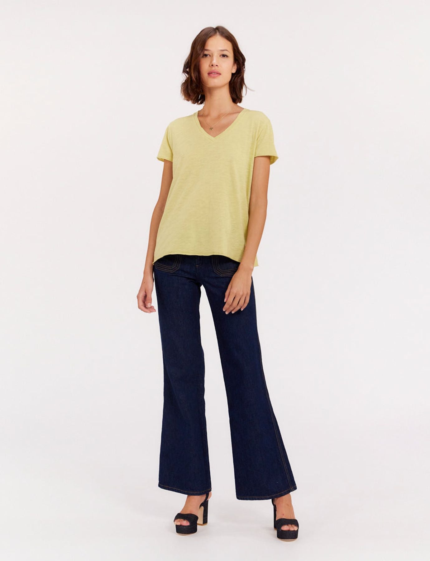 Katalina V-neck T-shirt lemon