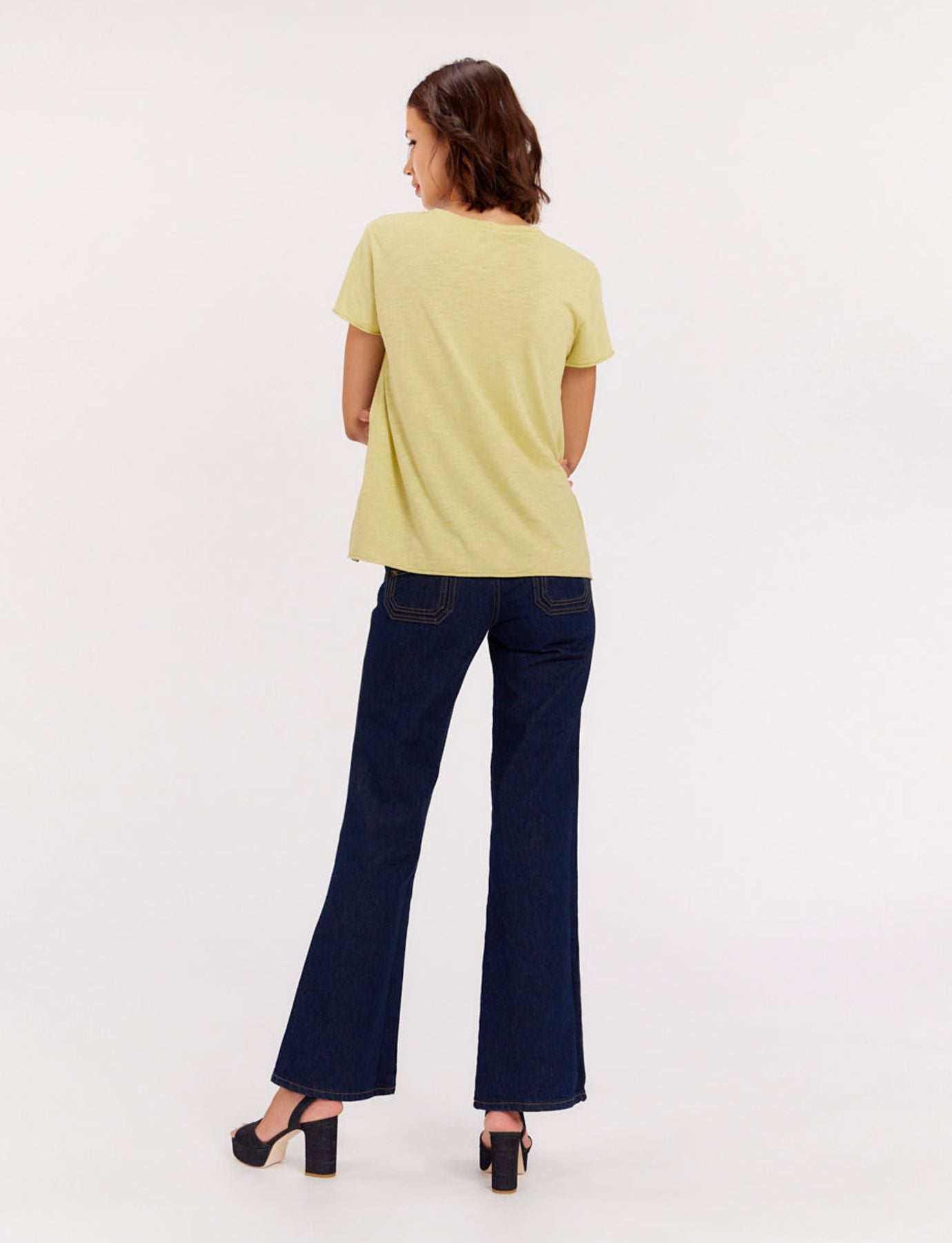 Katalina V-neck T-shirt lemon
