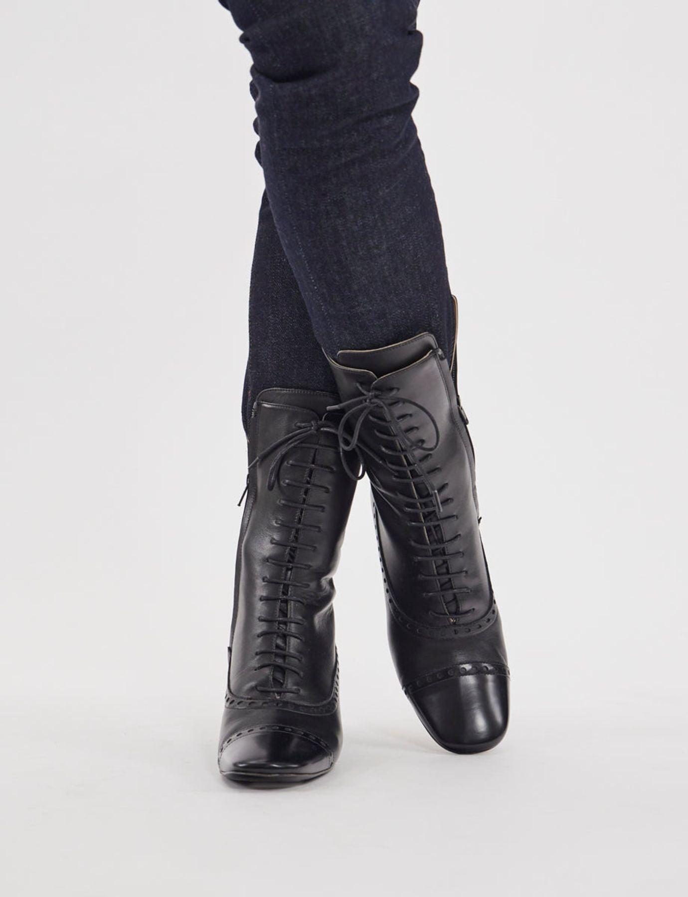Bottes hautes à lacets