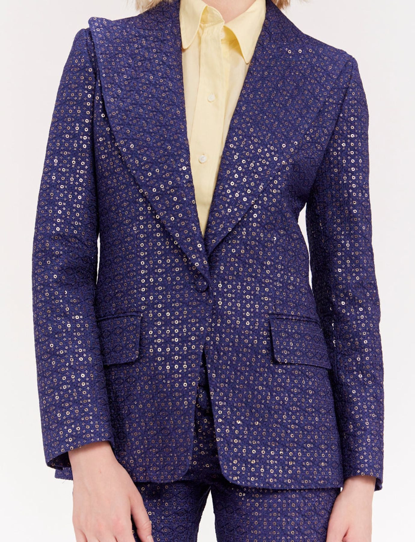 Chaqueta azul marino con paloma bordada