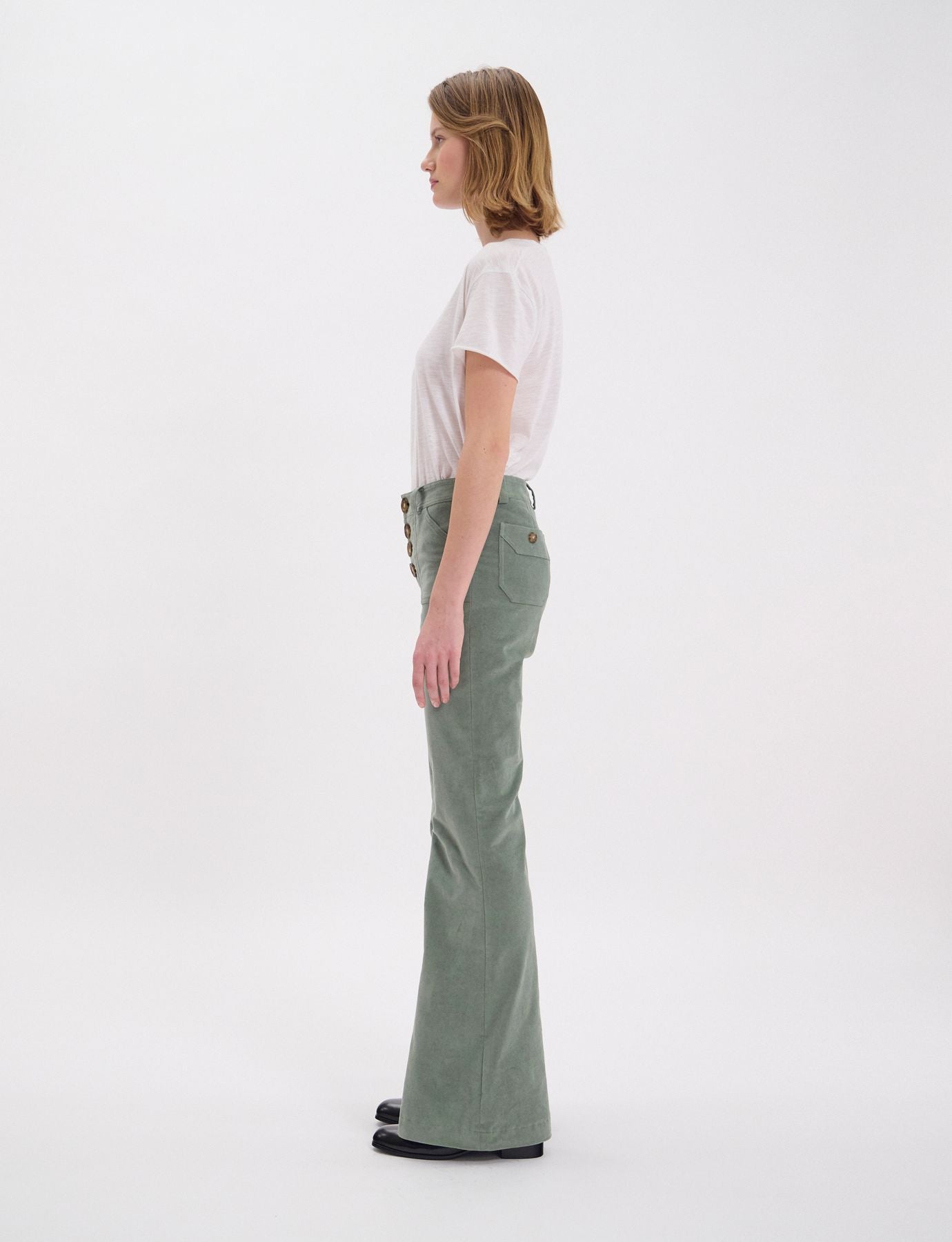 Charlotte trousers in almond green smooth velvet