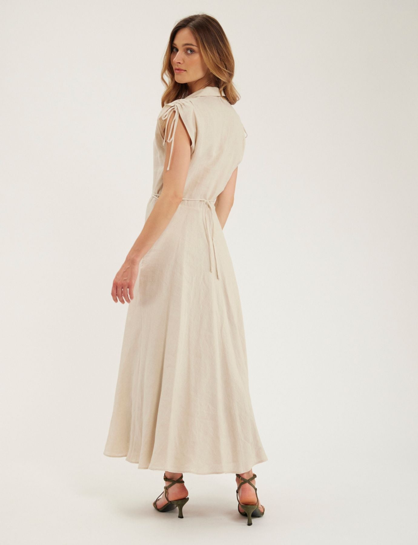 Purple dress in sandy linen
