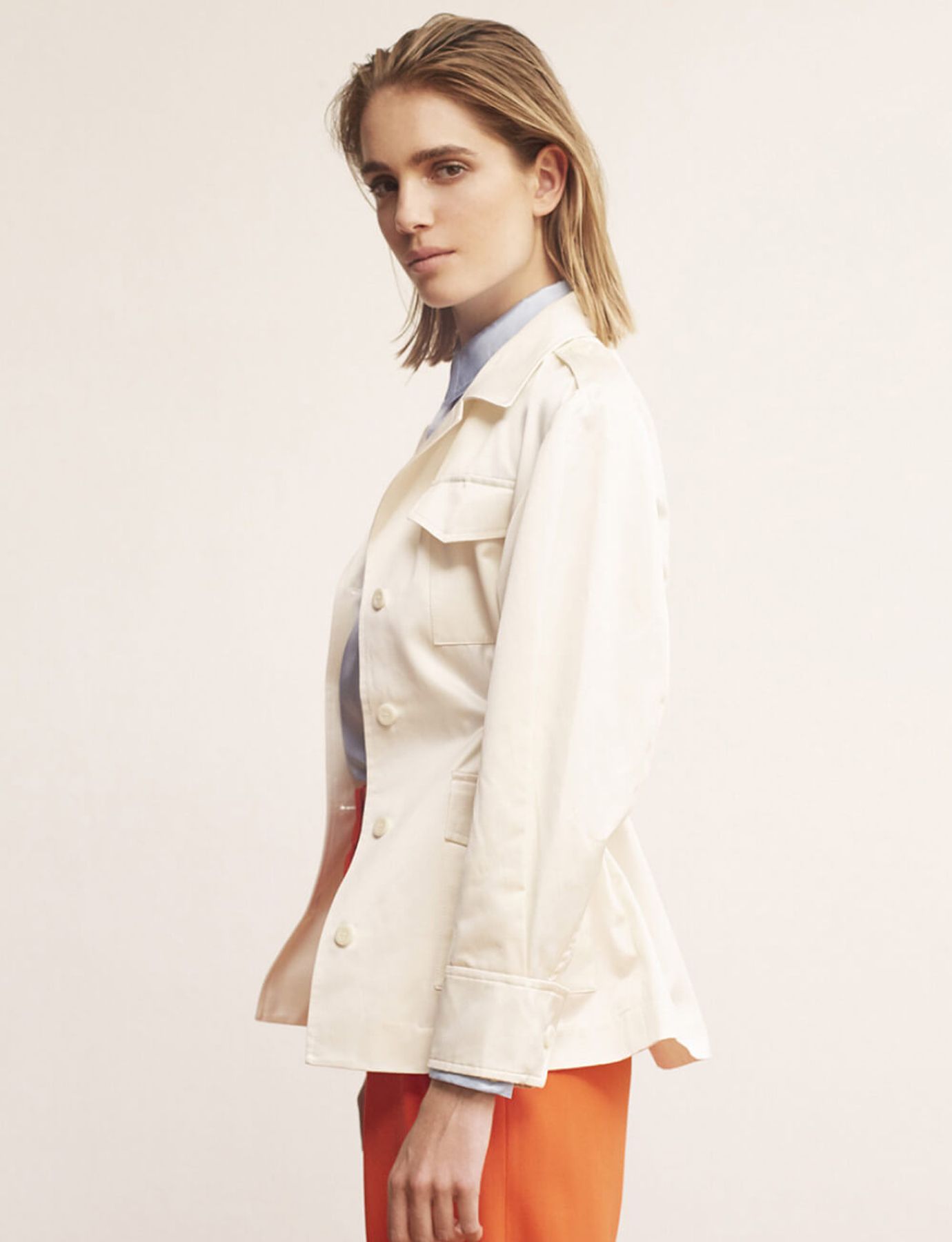 Neva-Jacke aus elfenbeinfarbenem Baumwollsatin
