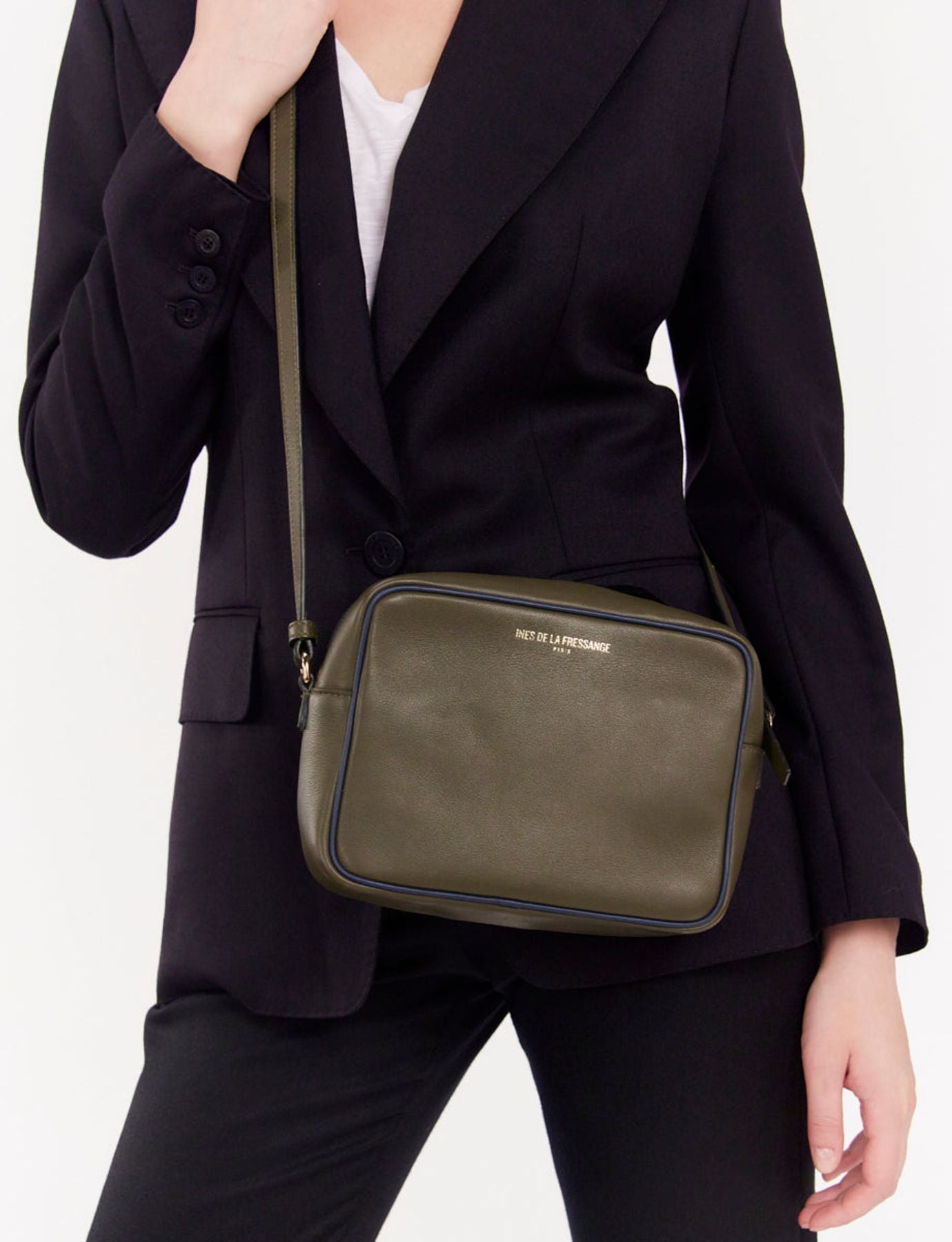 Marcia bag in khaki leather with navy trim