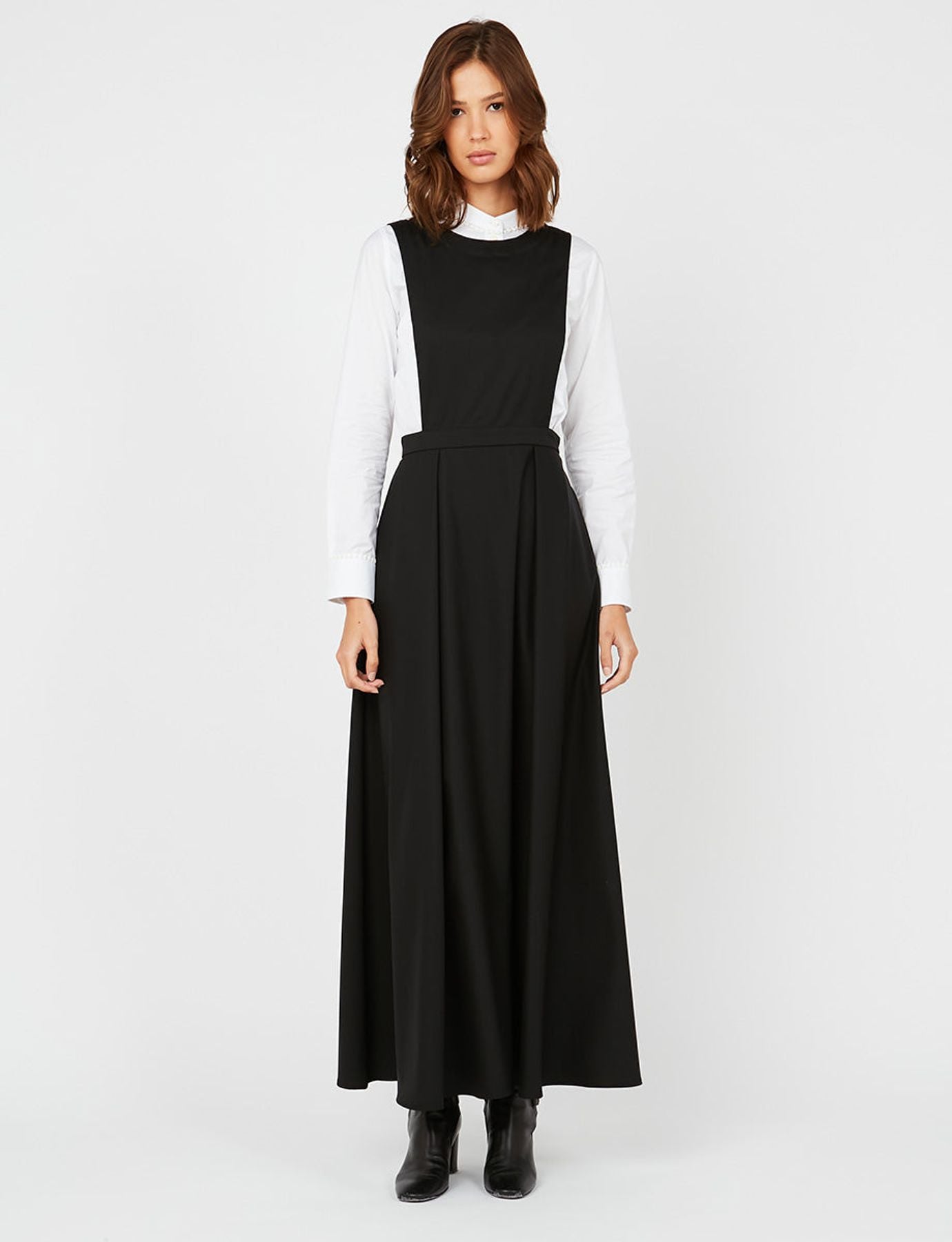 Black Gertrud dress