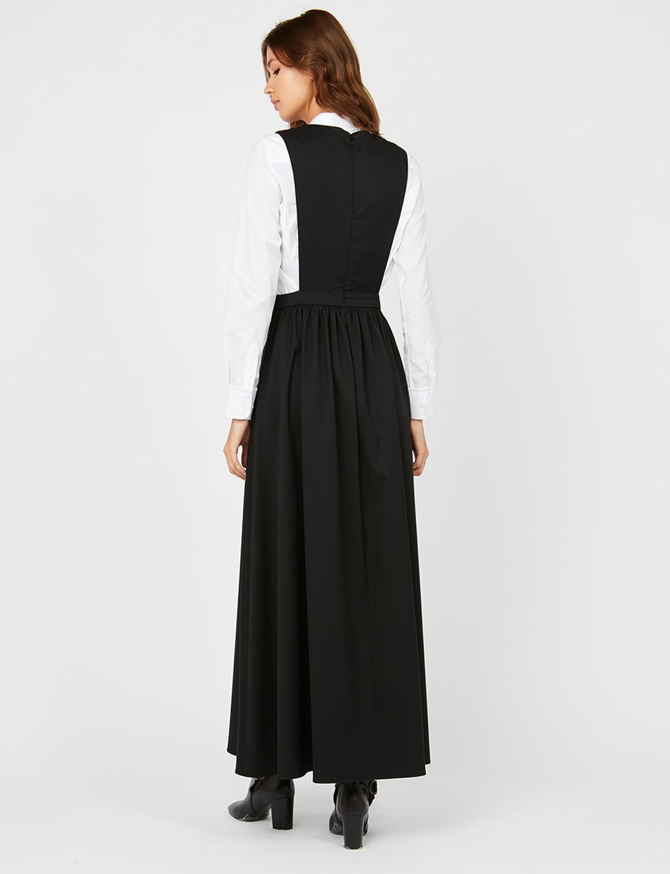 Black Gertrud dress
