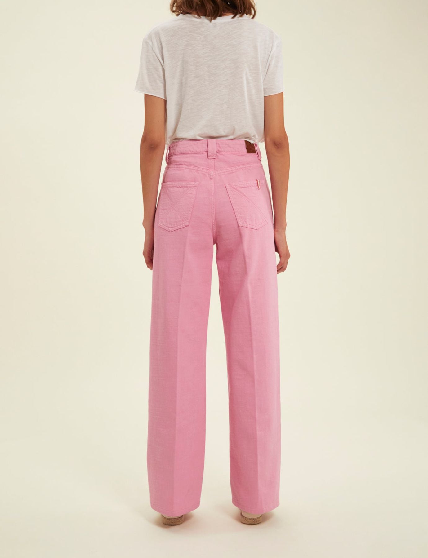 Jean Mara rose x Notify