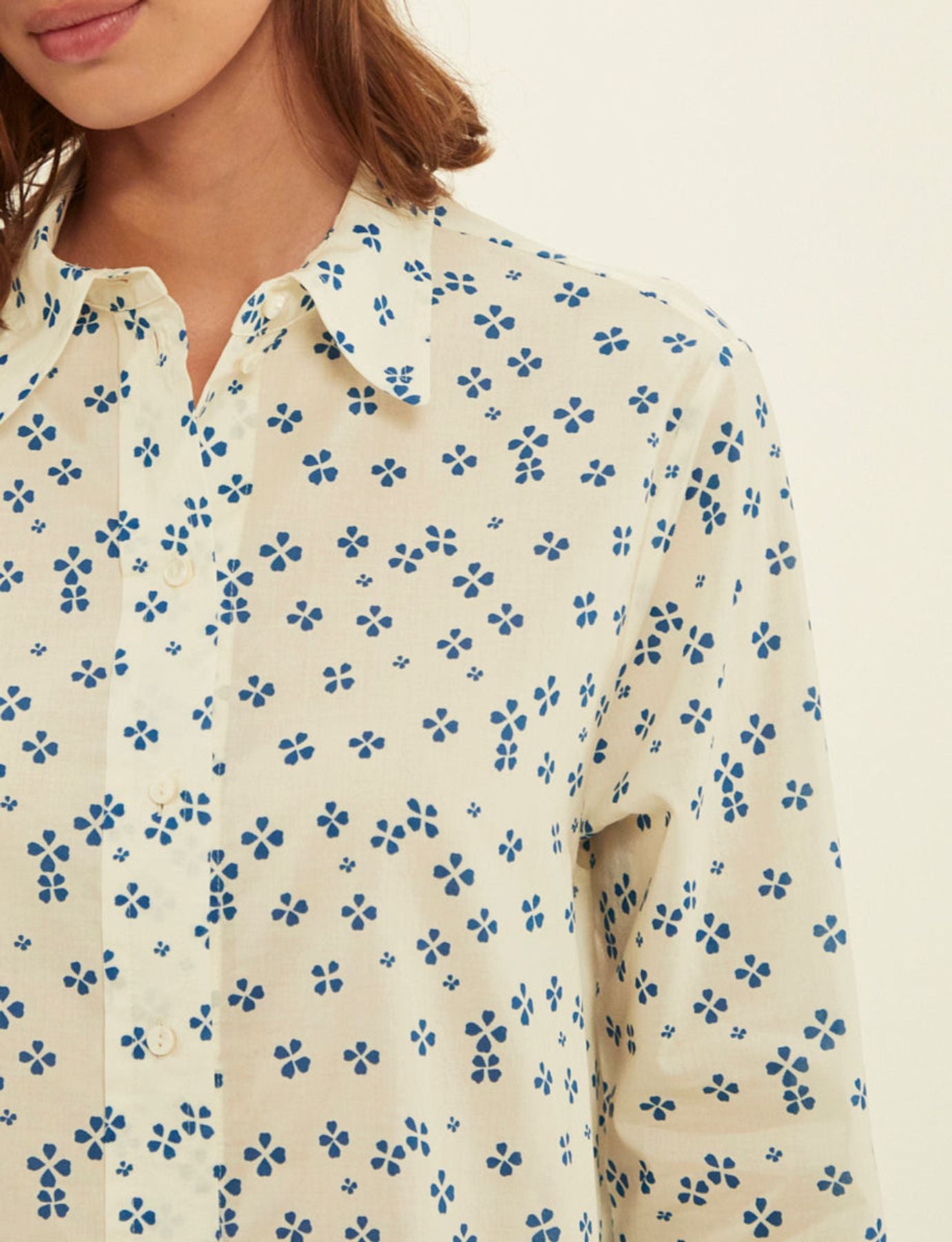 Maureen Lucky blue shirt