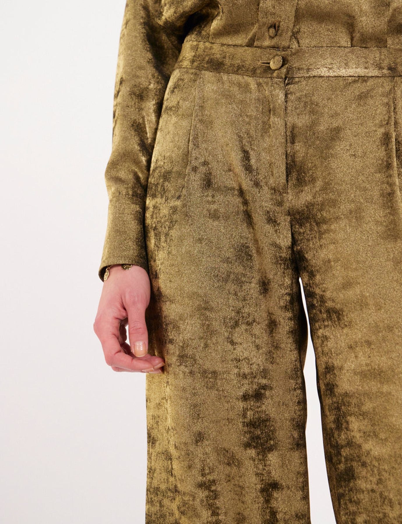 Ernestine gold lamé trousers