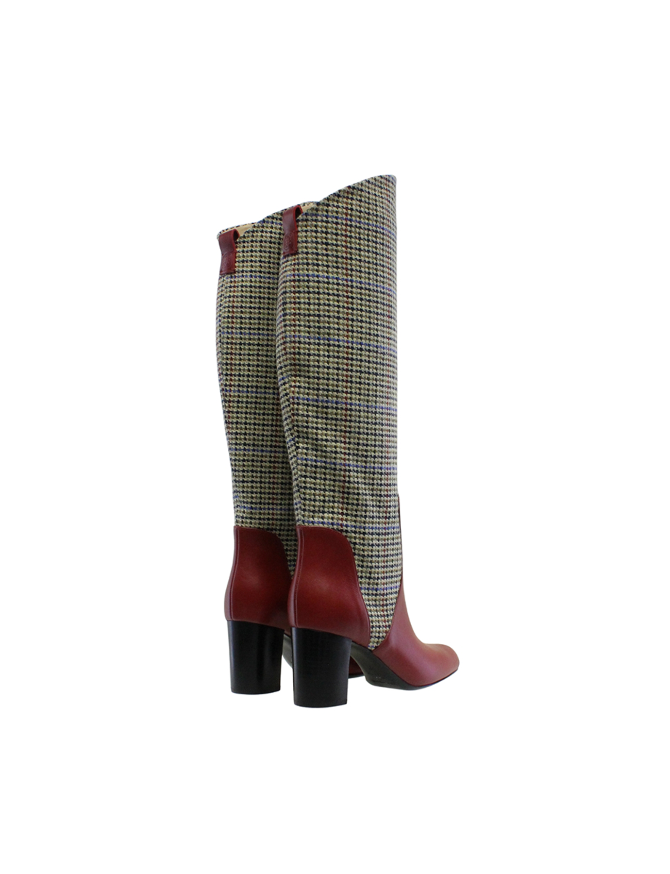 Hoher Stiefel mit Absatz
