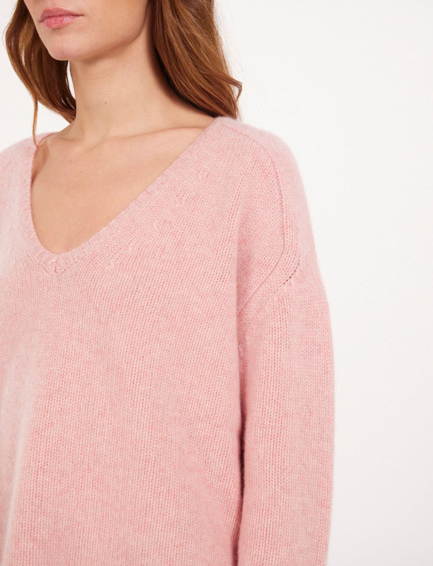 Jersey rosa con cuello en V y mangas martillo x Notshy