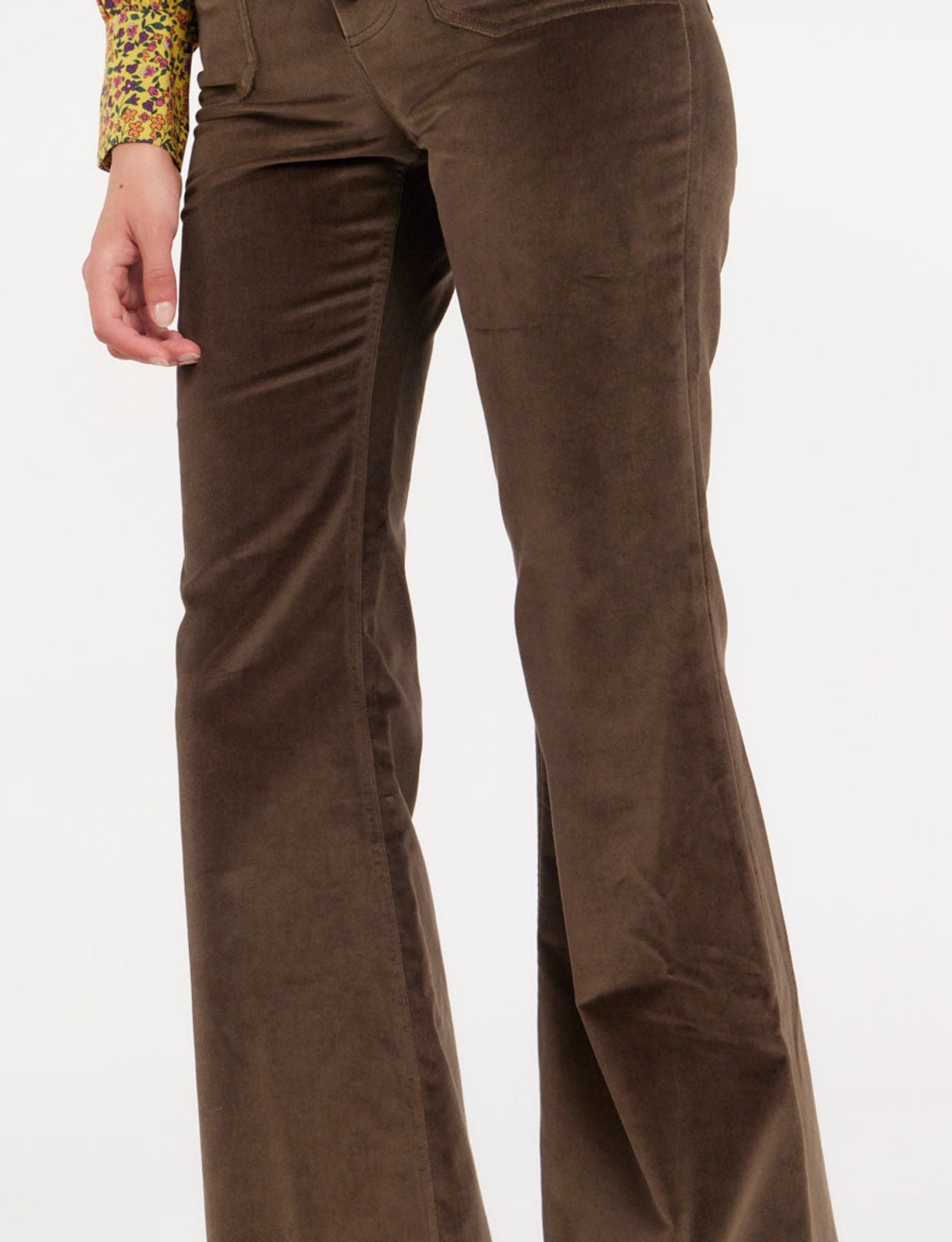 Pantaloni flare Charlotte in velluto liscio color kaki