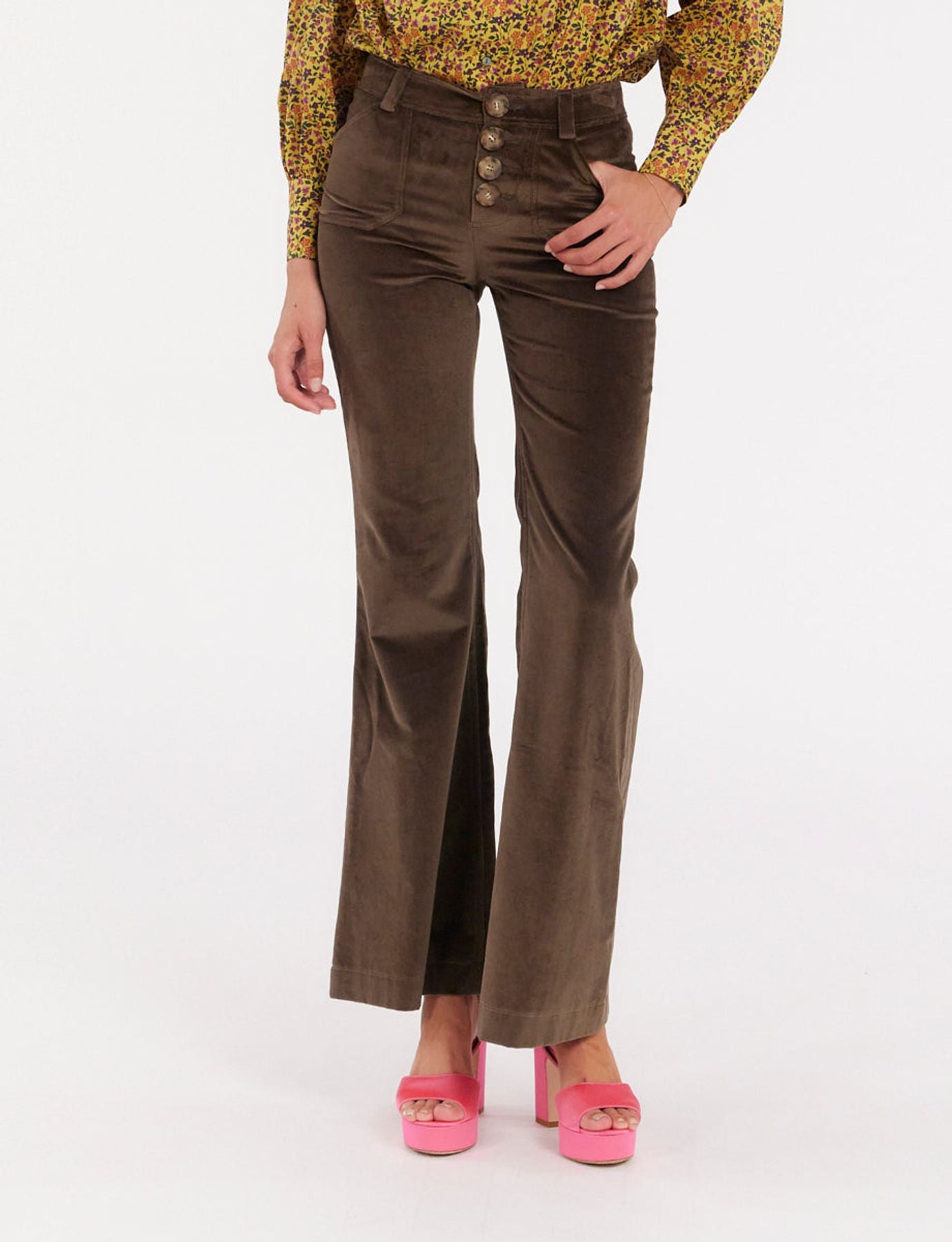 Pantaloni flare Charlotte in velluto liscio color kaki