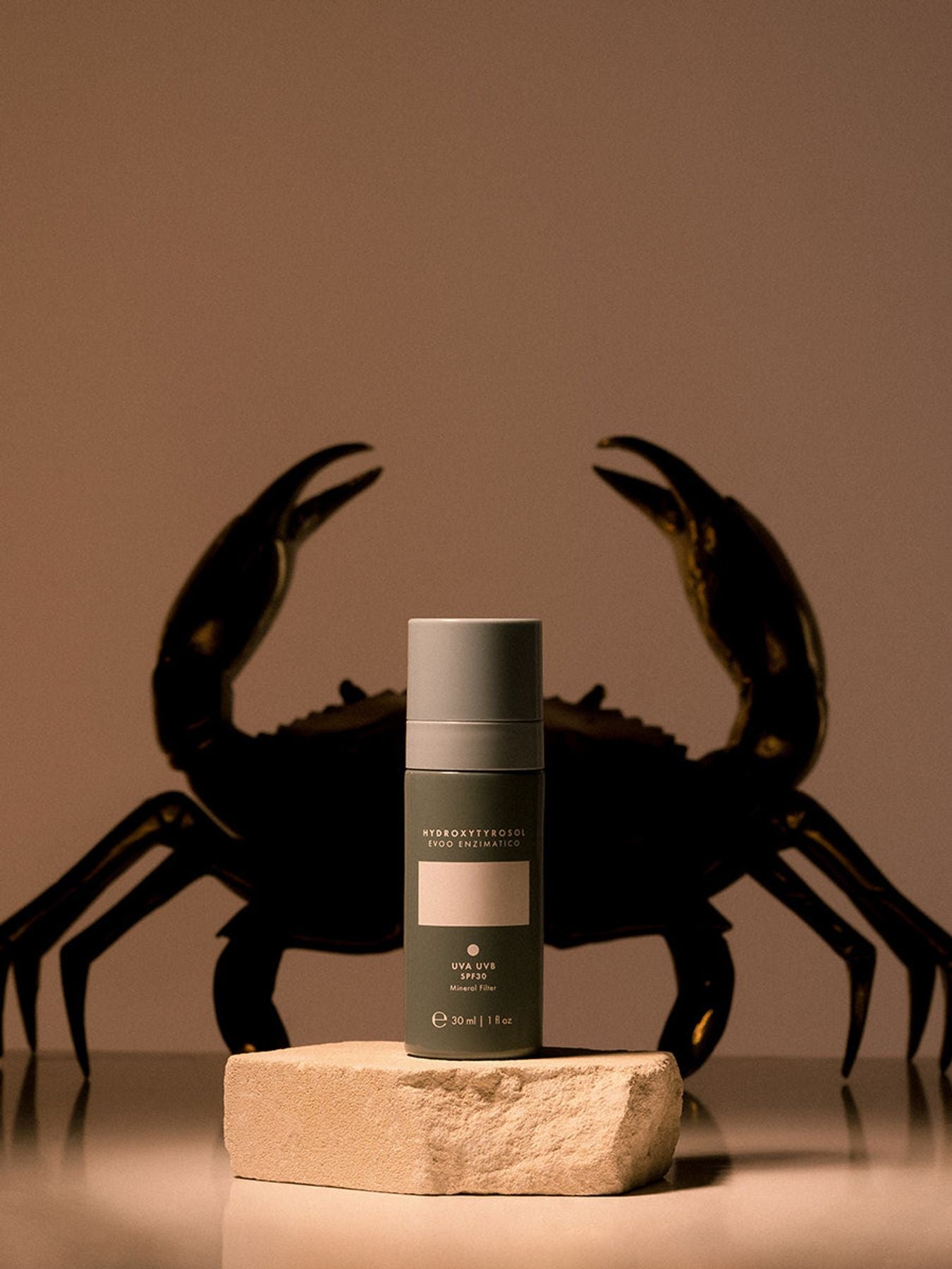 Crème hydratante et protectrice solaire UVA UVB SPF30