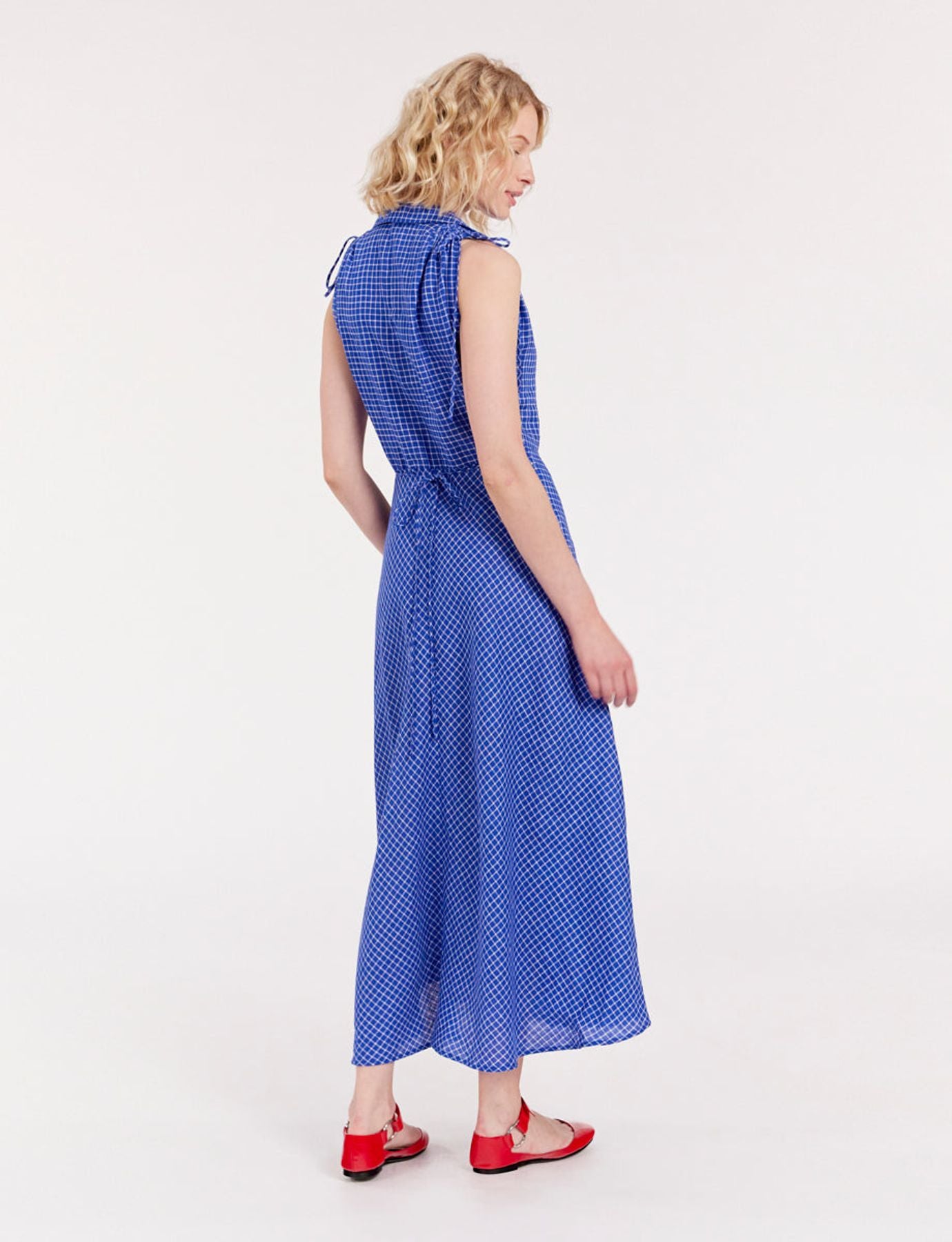 Violine dress in blue linen