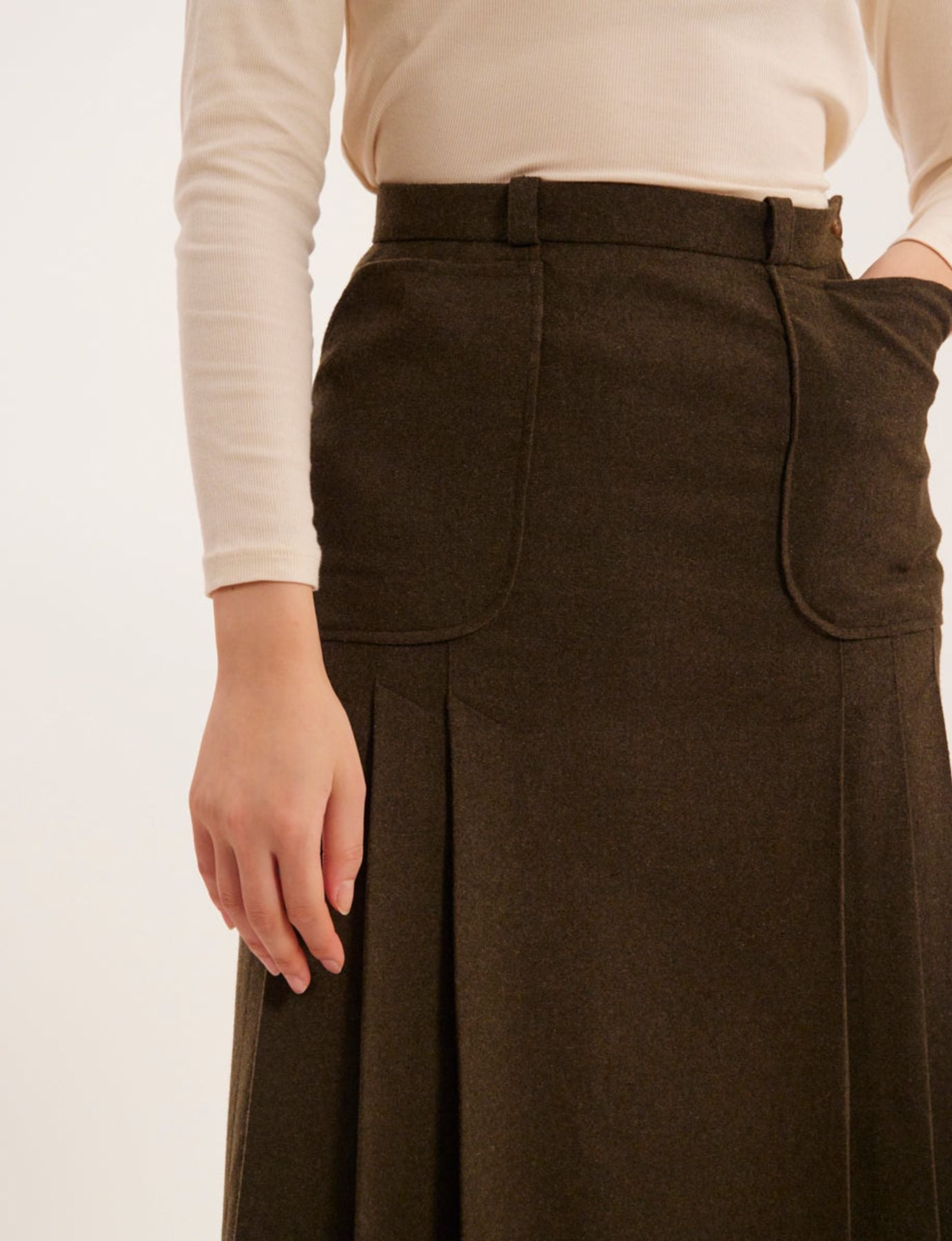 Leila khaki skirt