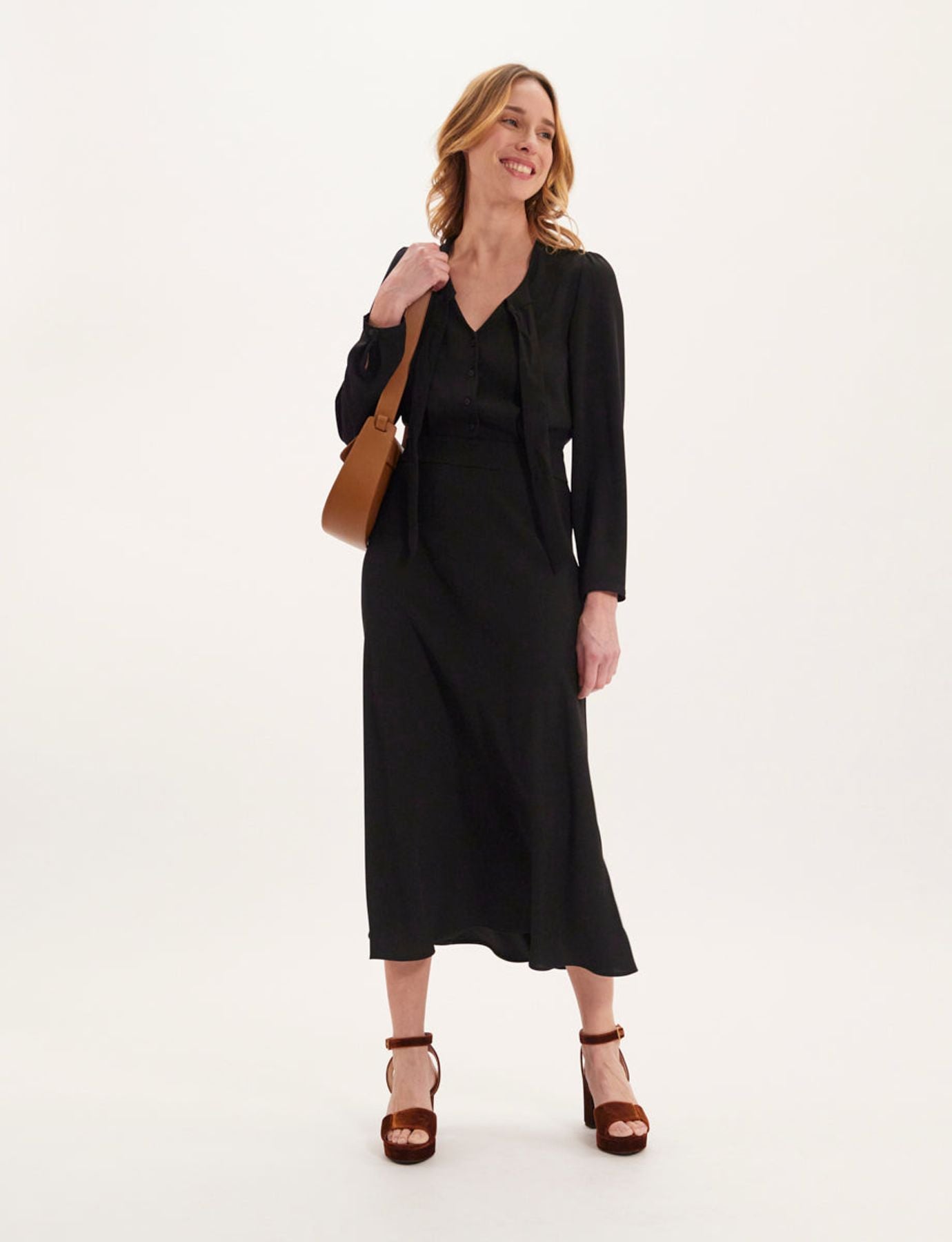 Robe Ariel noire