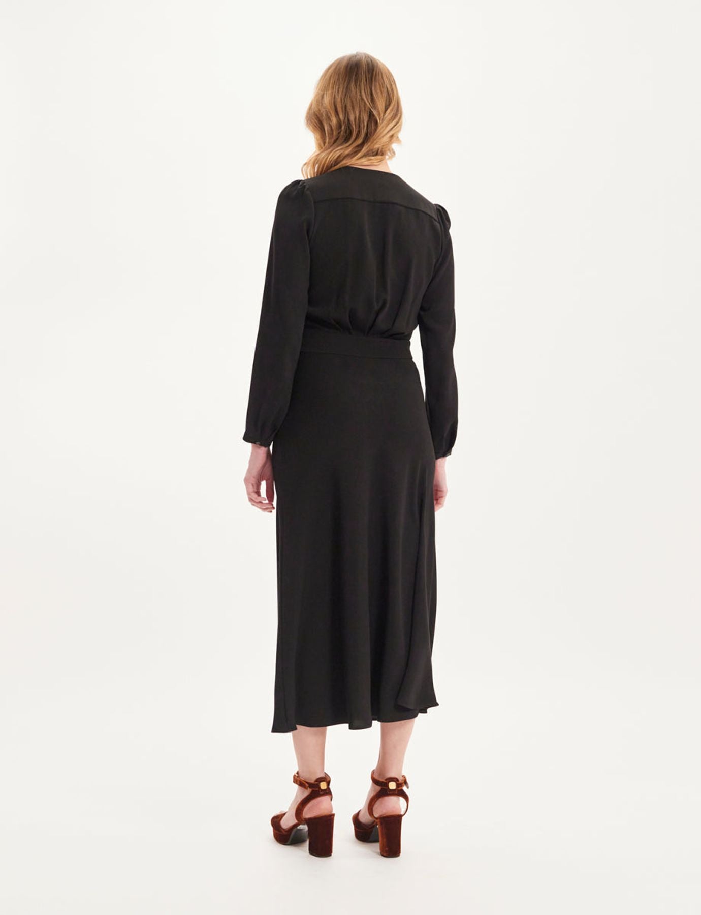 Robe Ariel noire