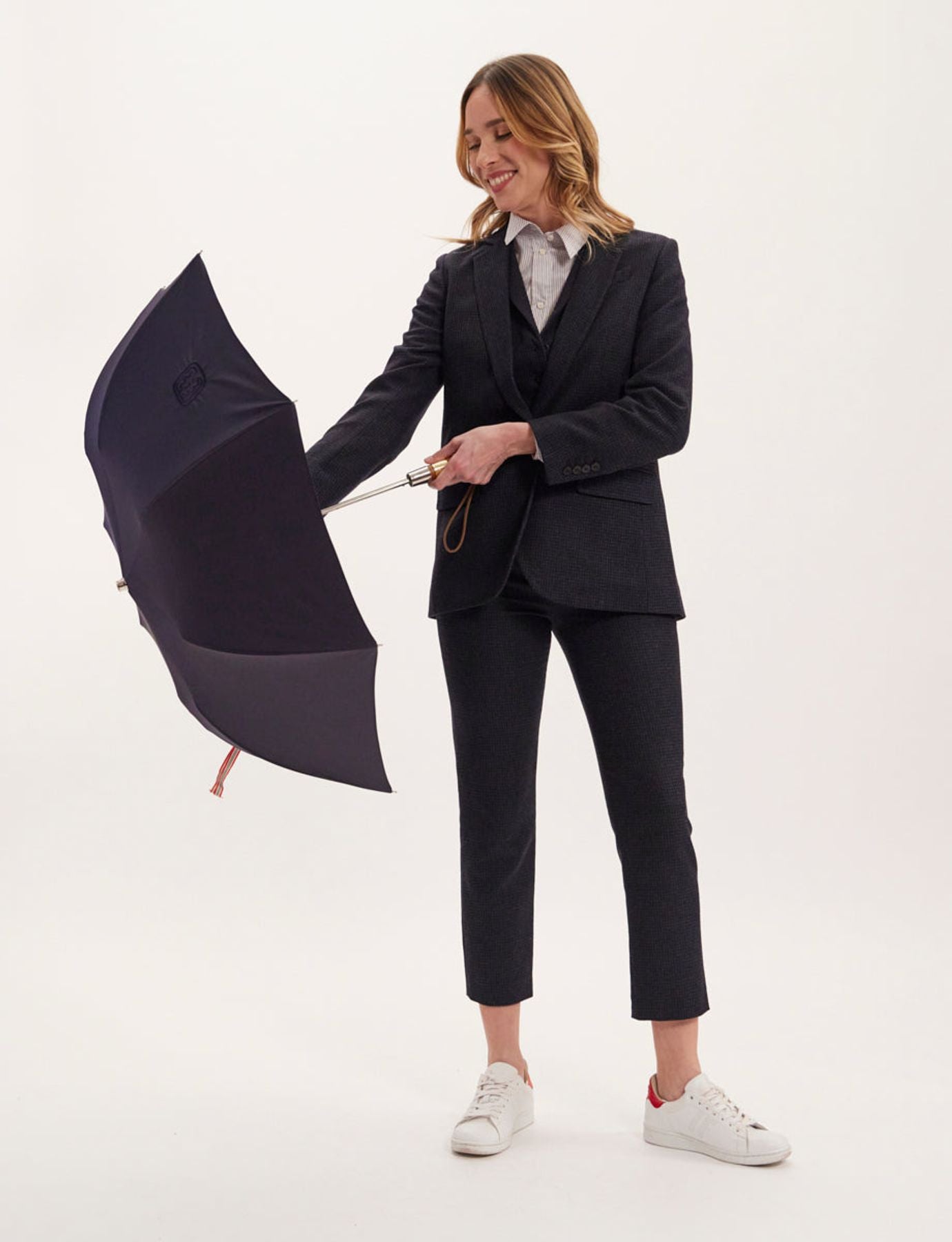 parapluie-pliant-bleu-marine-x-le-parapluie-de-cherbourg
