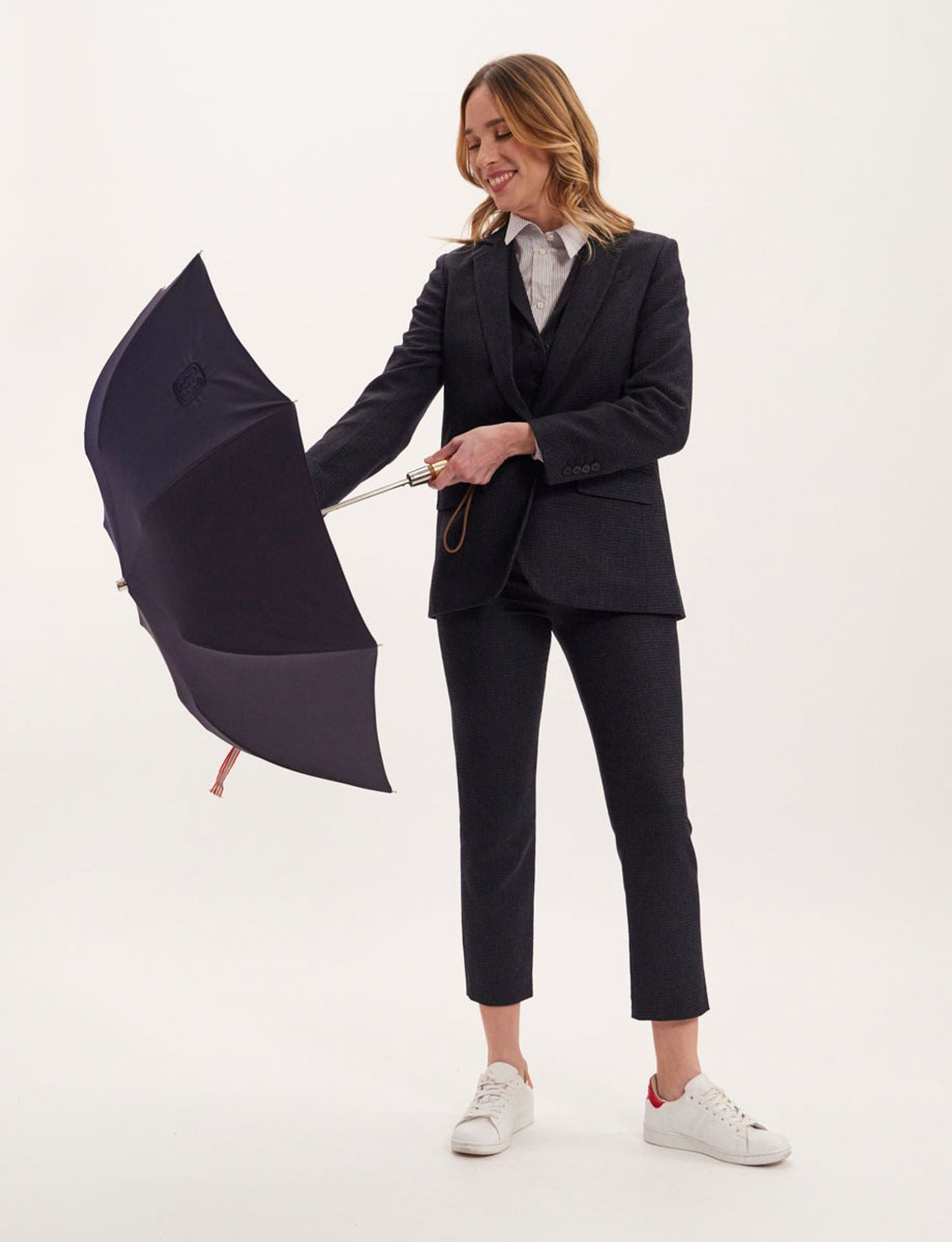 Parapluie pliant bleu marine x Le Parapluie de Cherbourg