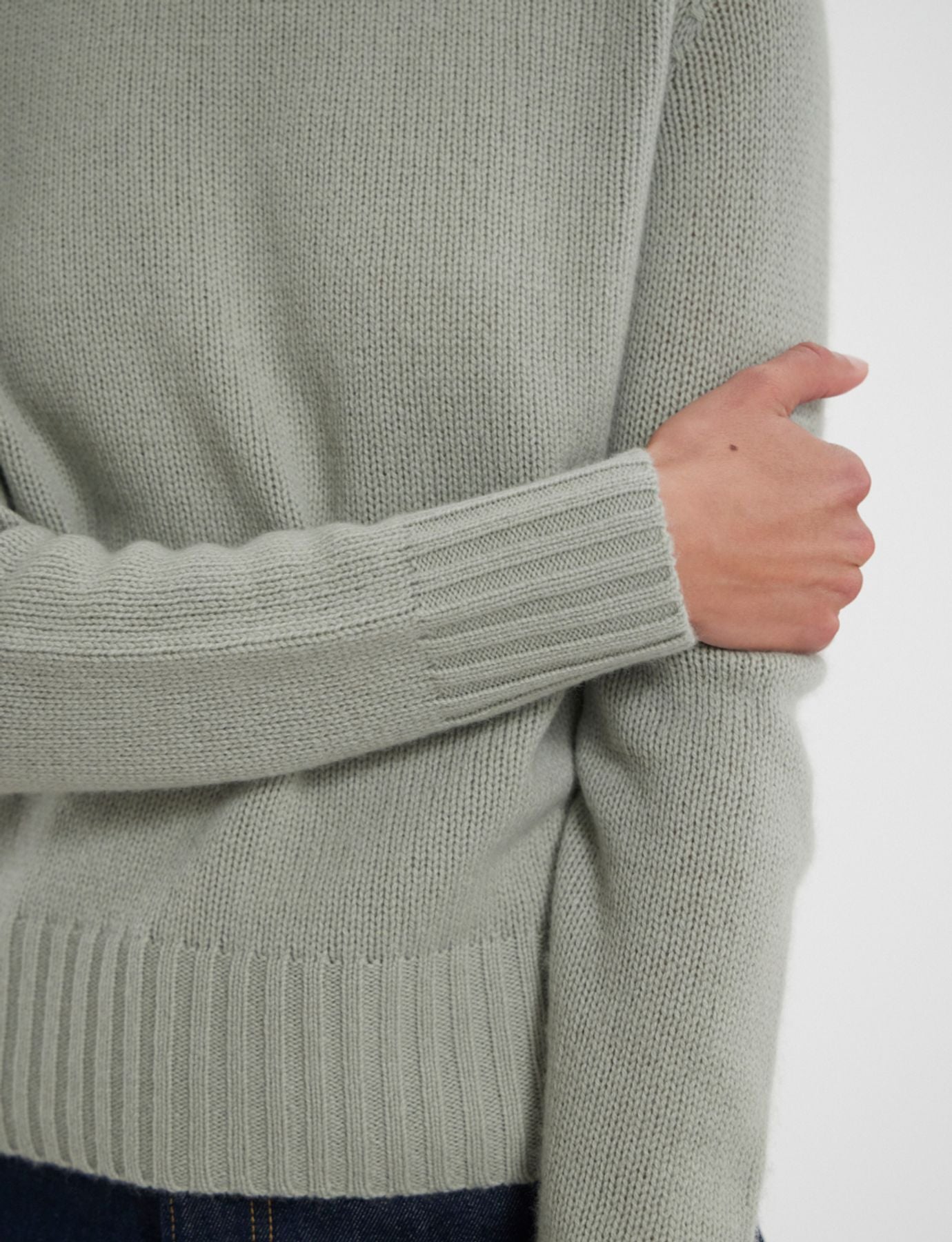 Maglia Arthur in lana e cashmere verde mandorla