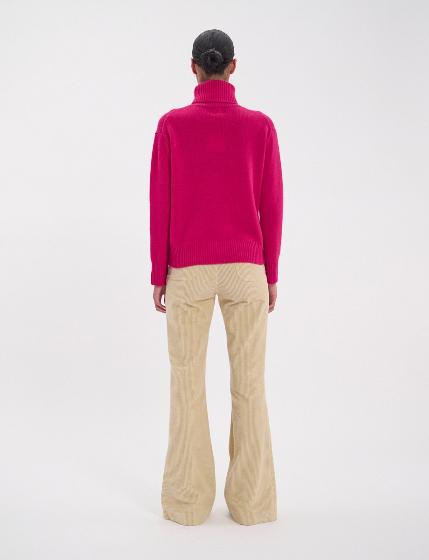 Aiden Rollkragenpullover aus Wolle und Kaschmir in Fuchsia