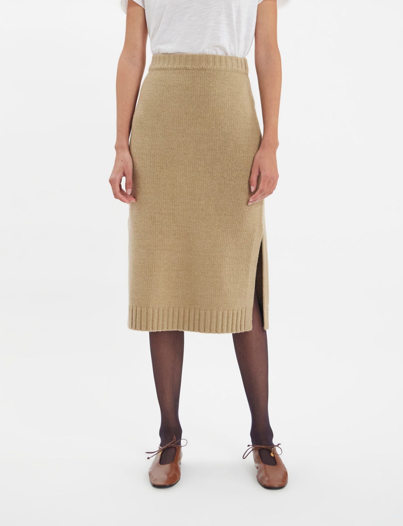 damia-skirt-in-camel-wool