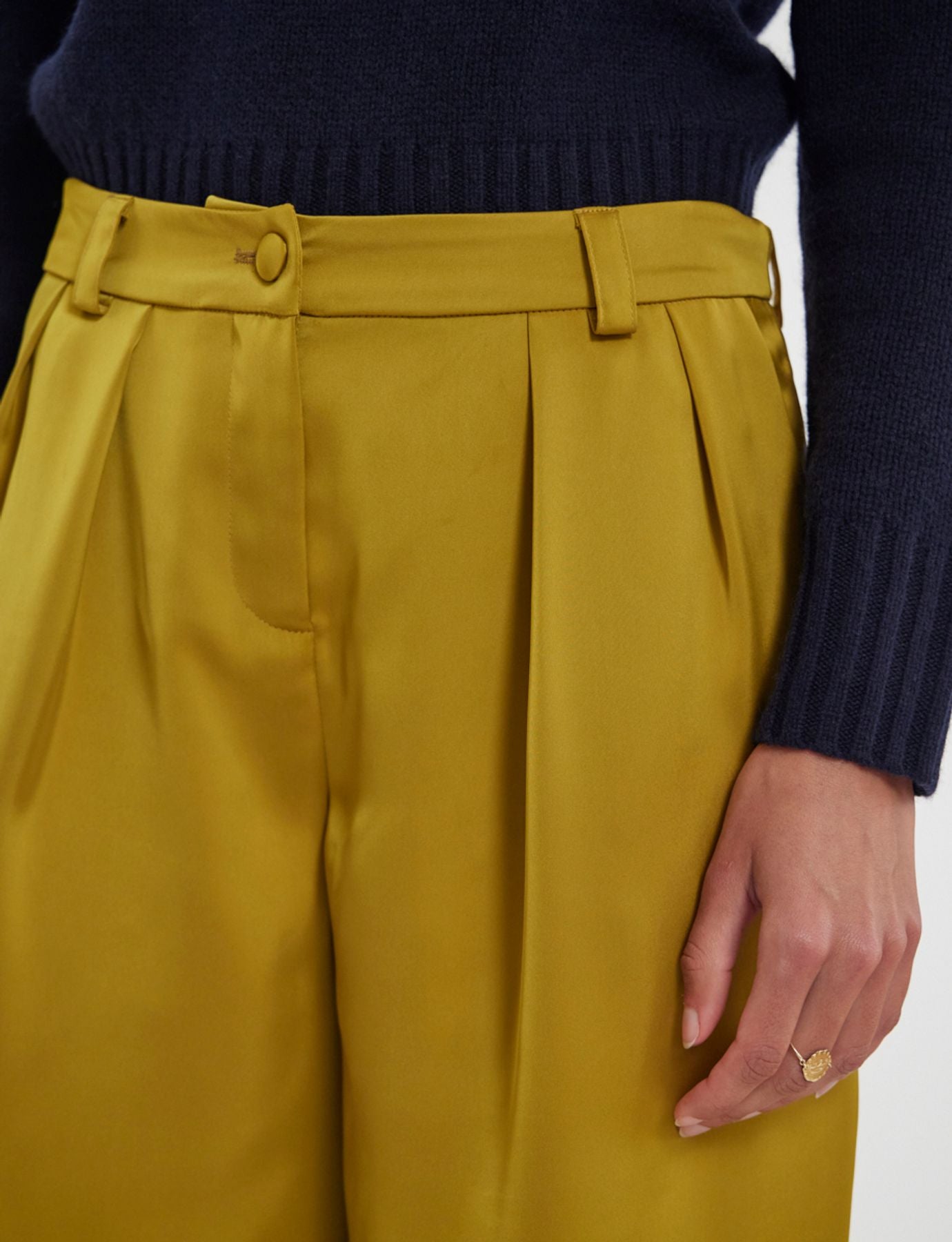 Luciano mustard trousers