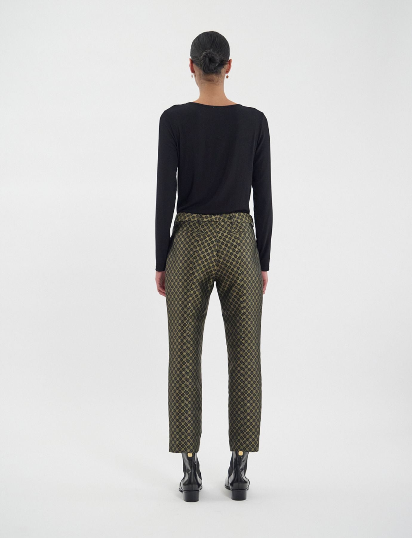 pantalon-audrey-tissage-jacquard-noir-et-dore