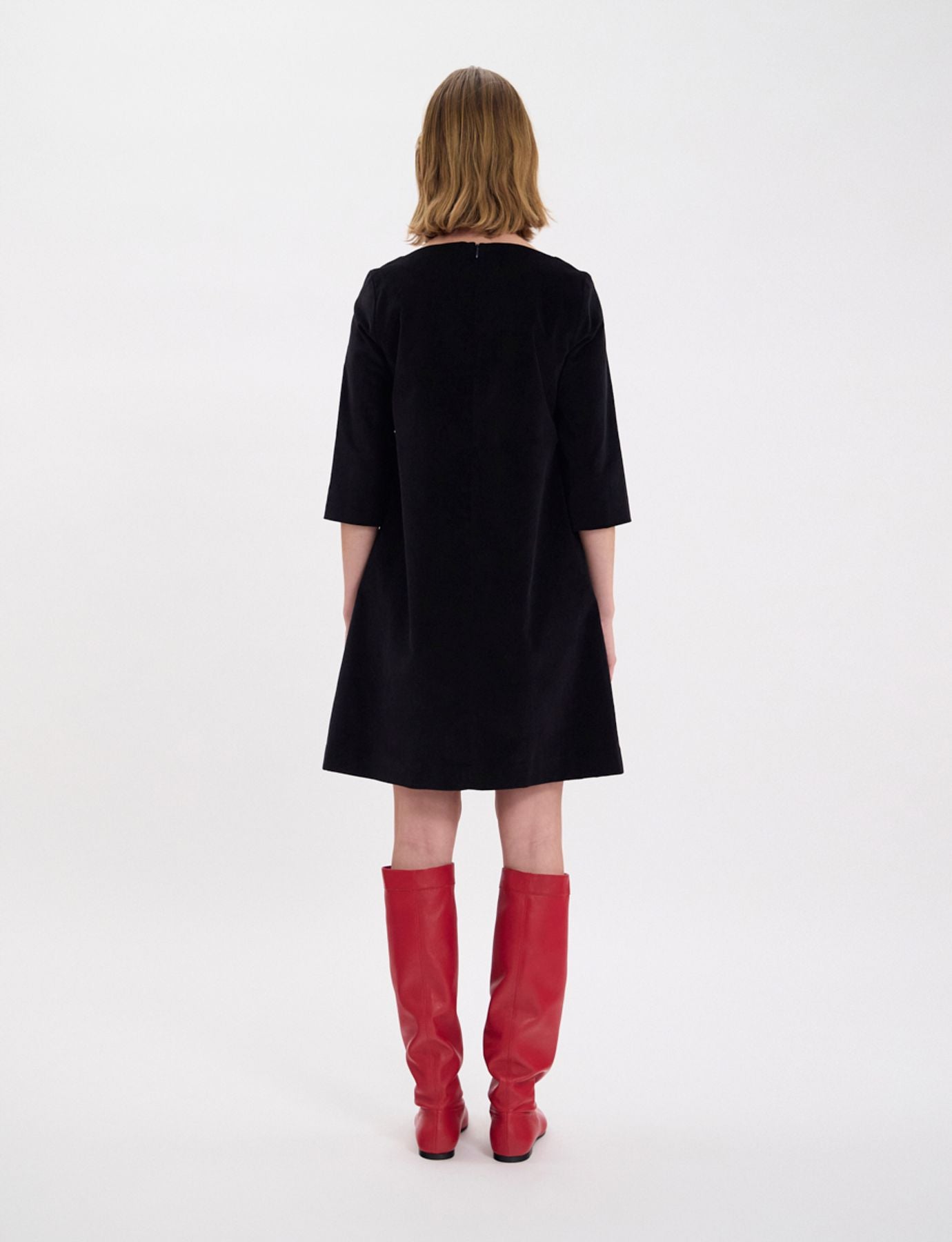 Robe Megan en velours lisse noir