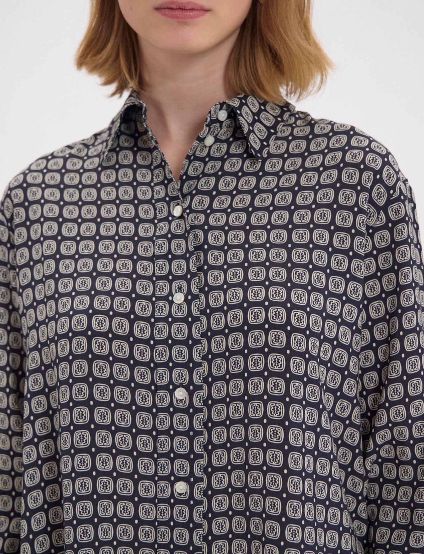 Maureen oak leaf pattern shirt