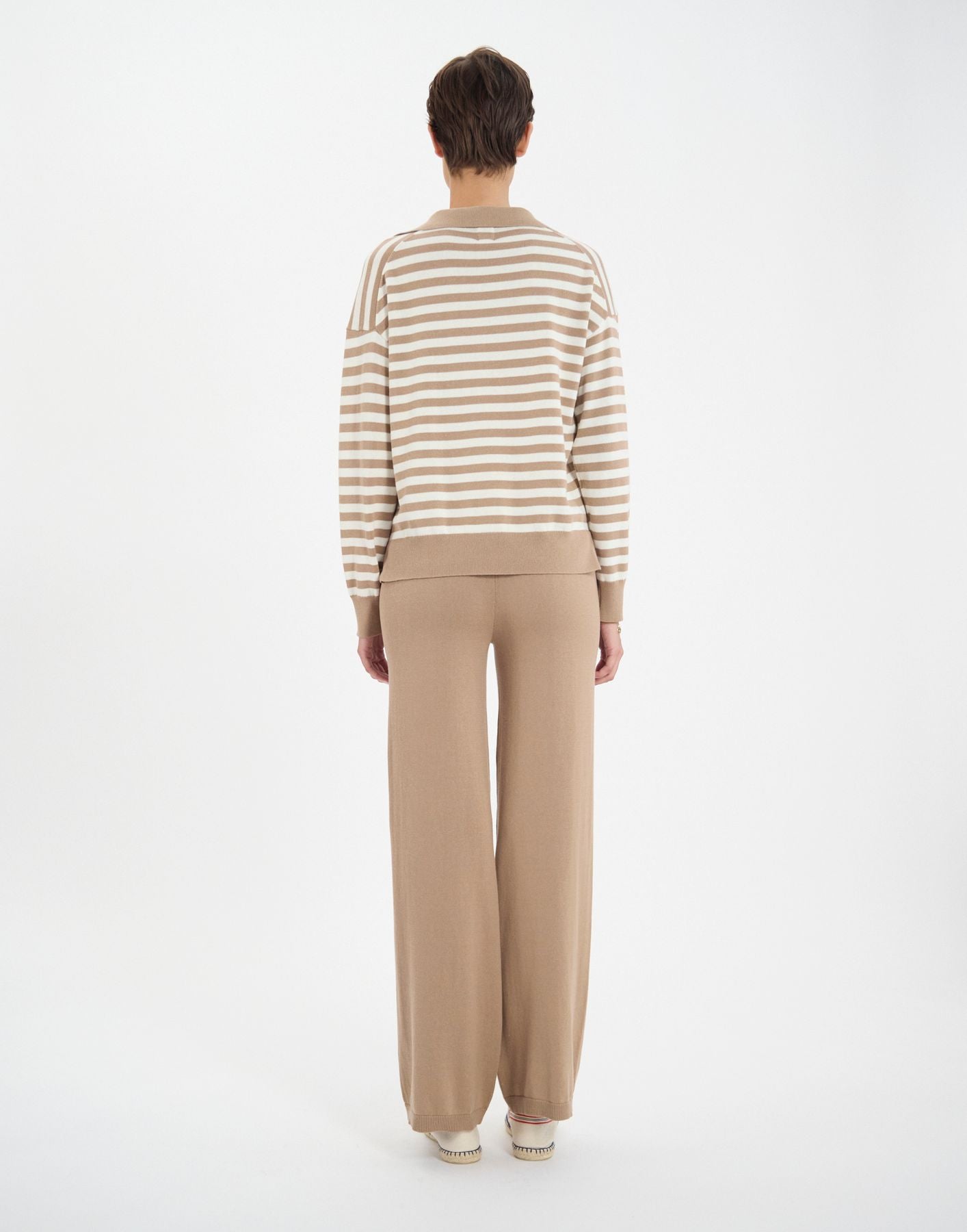 Teo Pullover aus beigefarbener Baumwolle mit Streifen