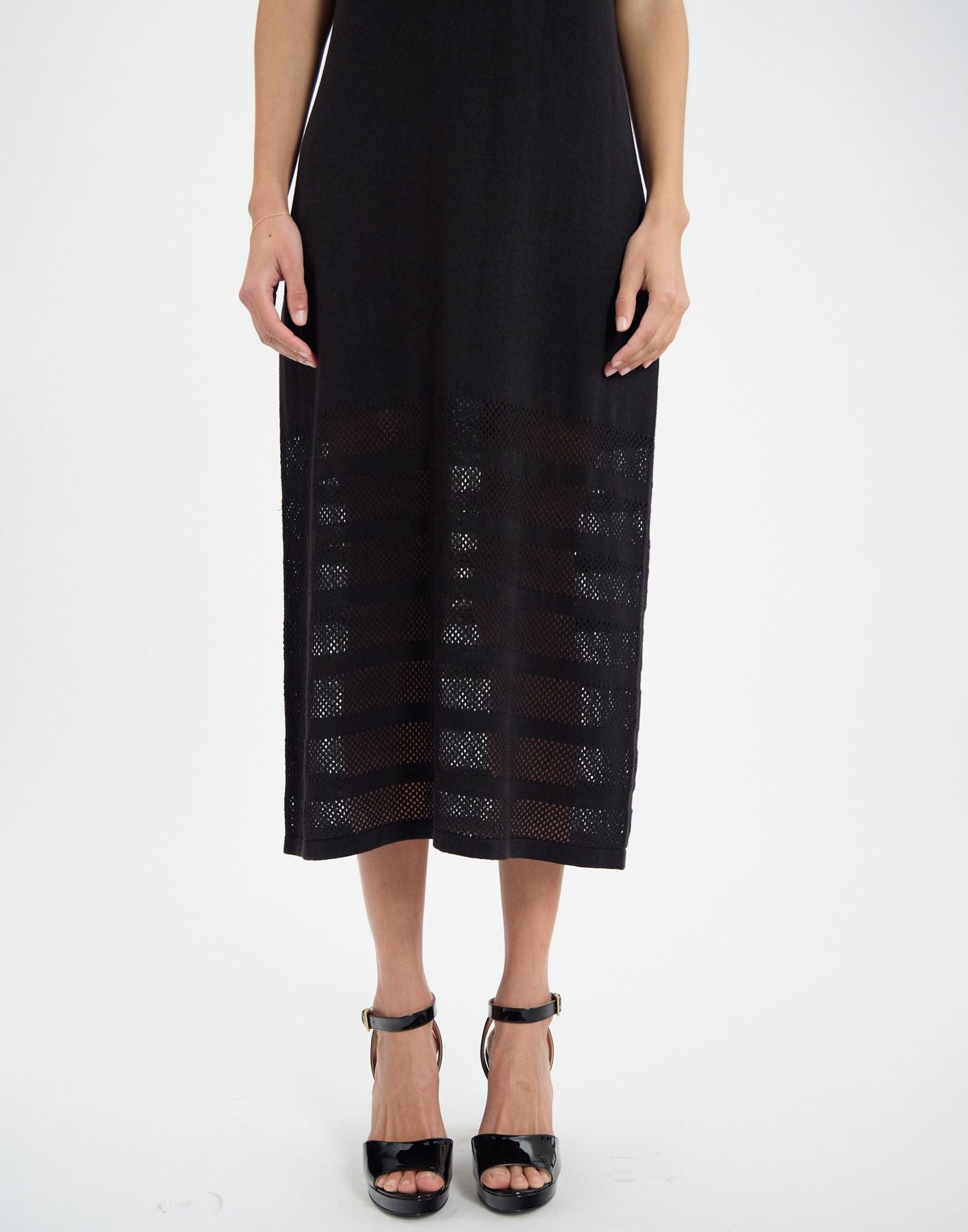 Robe Casilda en lin noire à rayures