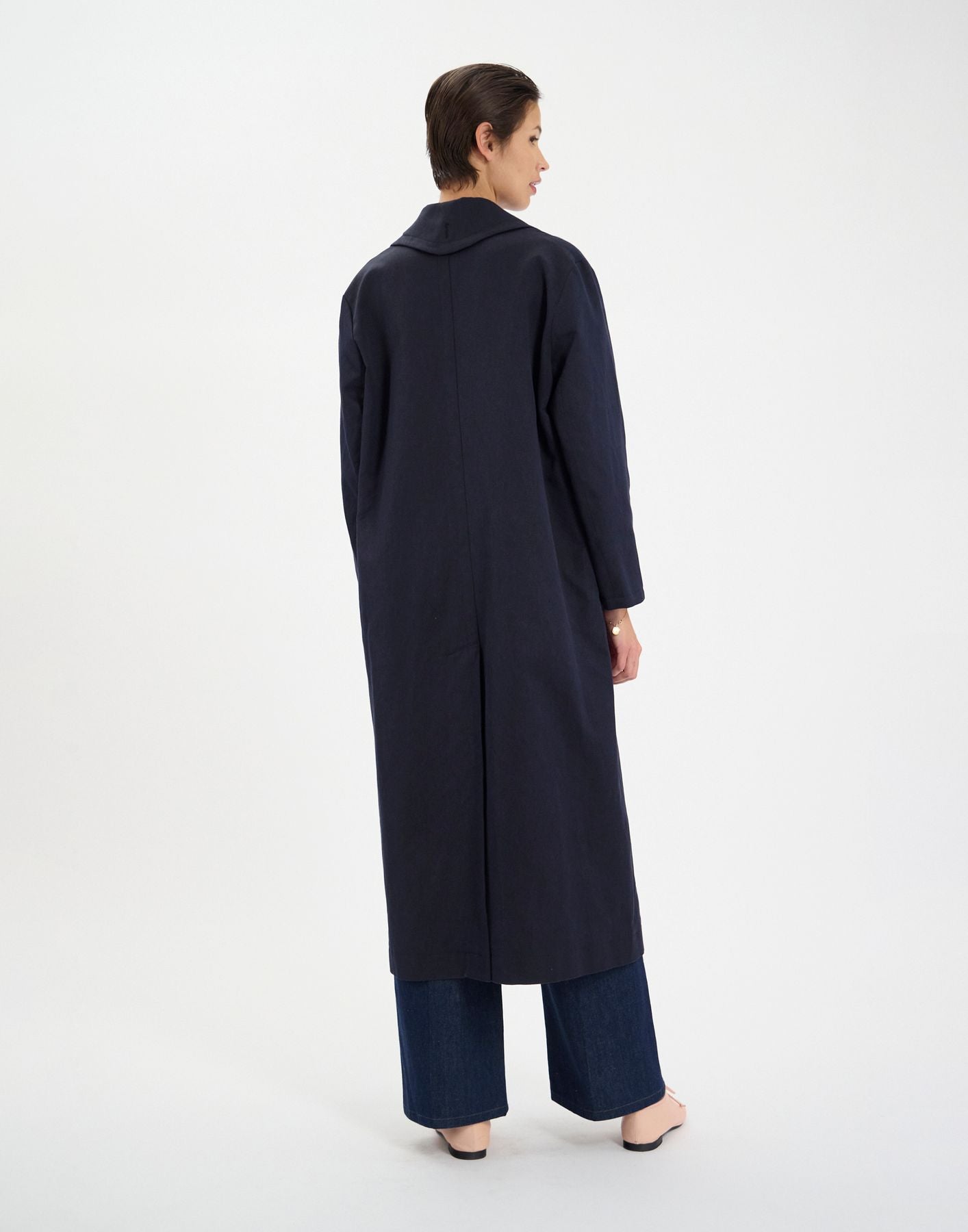 Denise coat in navy linen and cotton