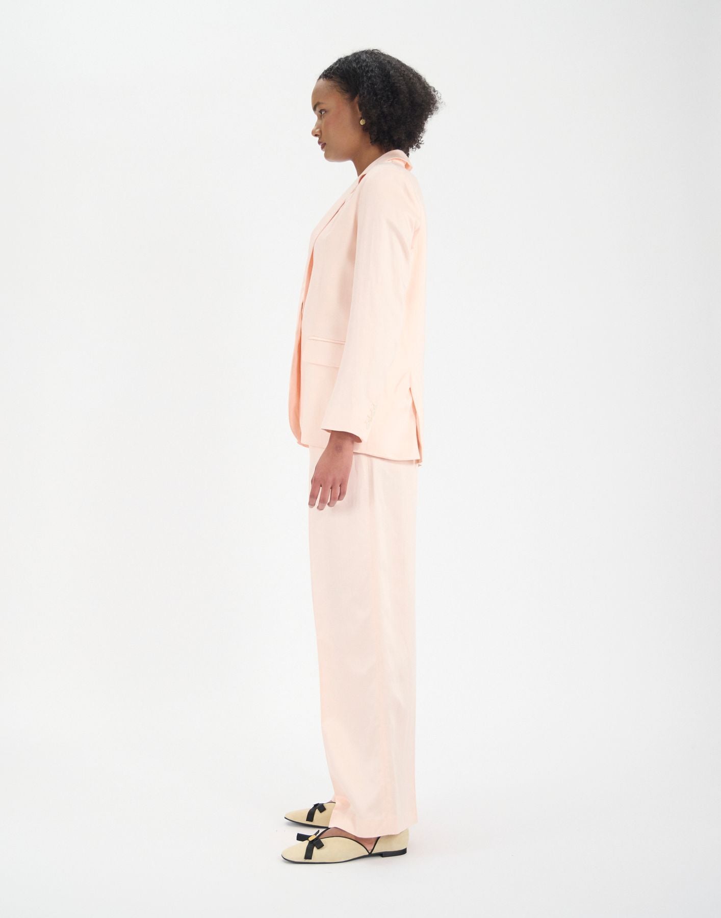 Chaqueta Bruna de lino y viscosa rosa pálido