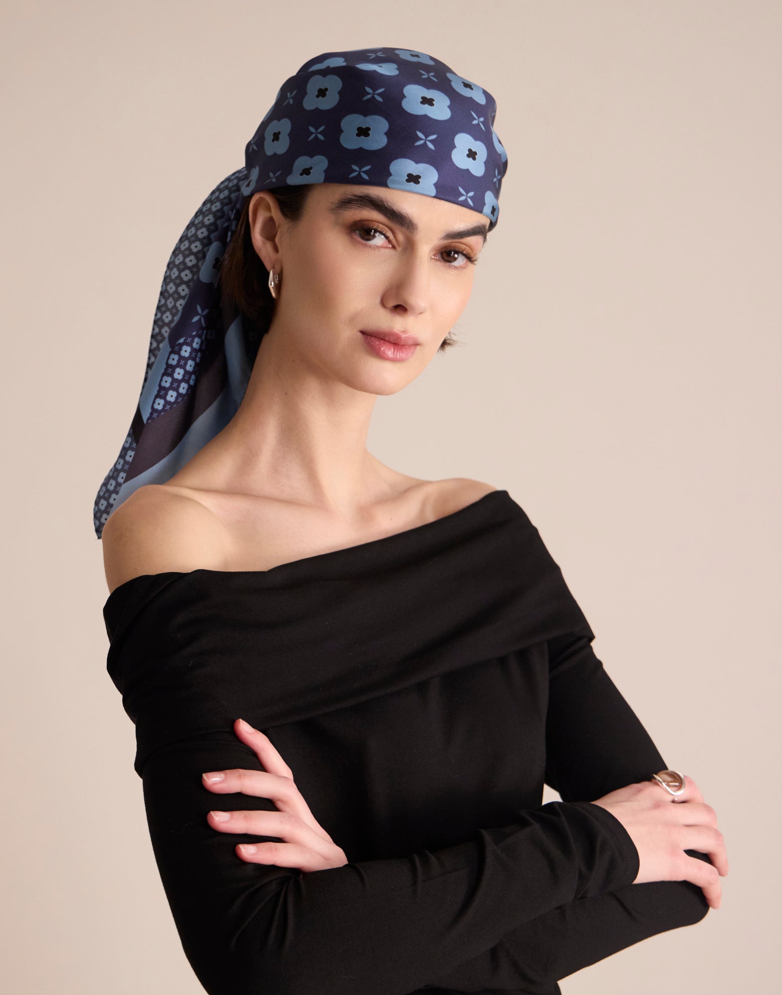 LEWIS FOULARD