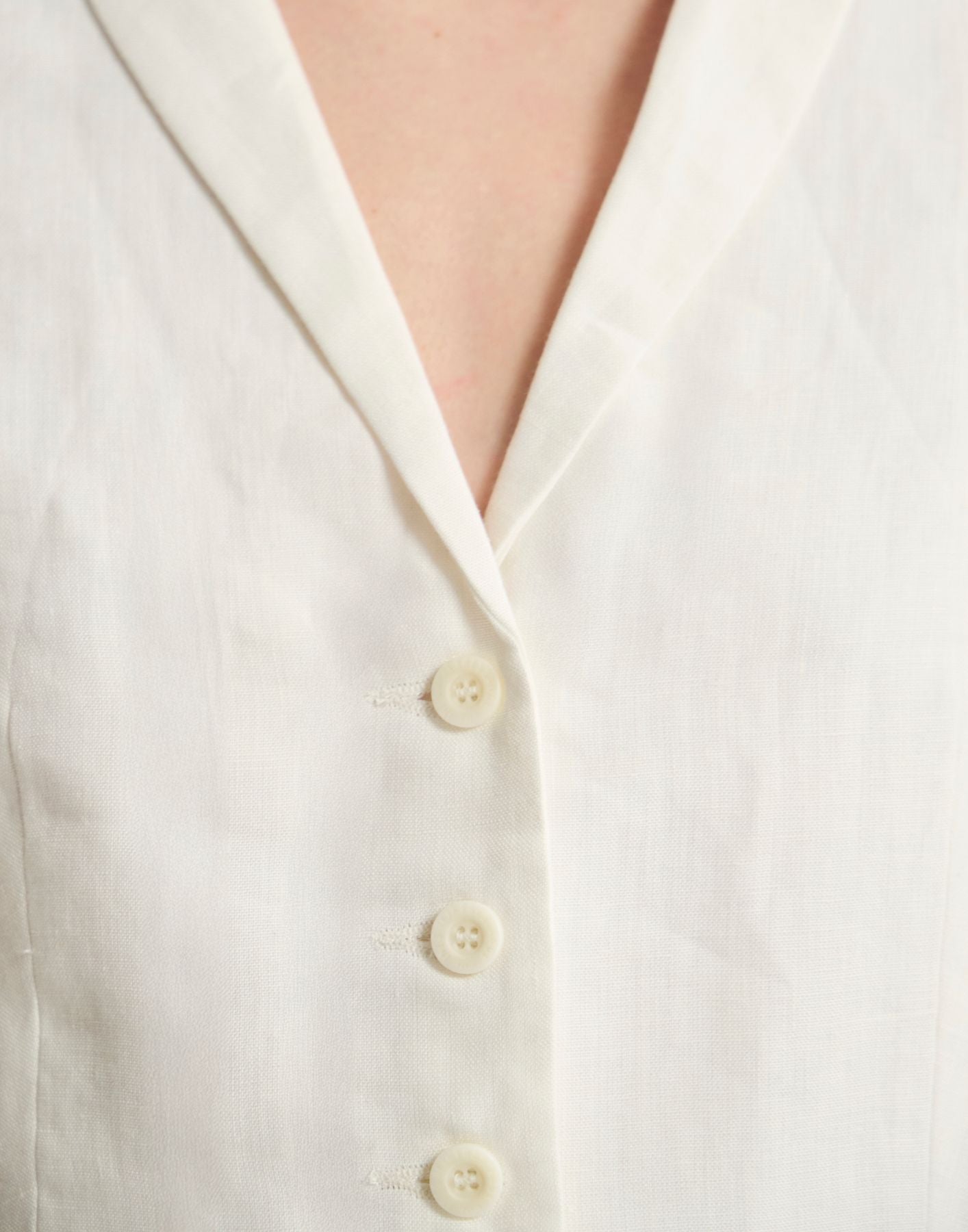 Robinson waistcoat in white linen