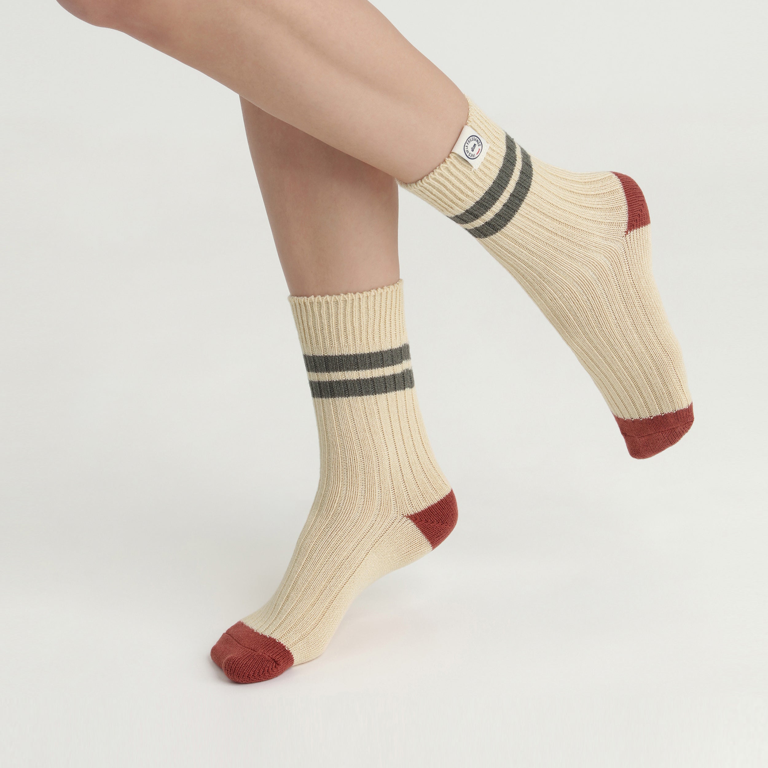 Chaussettes côtelées DIM x Ines de La Fressange