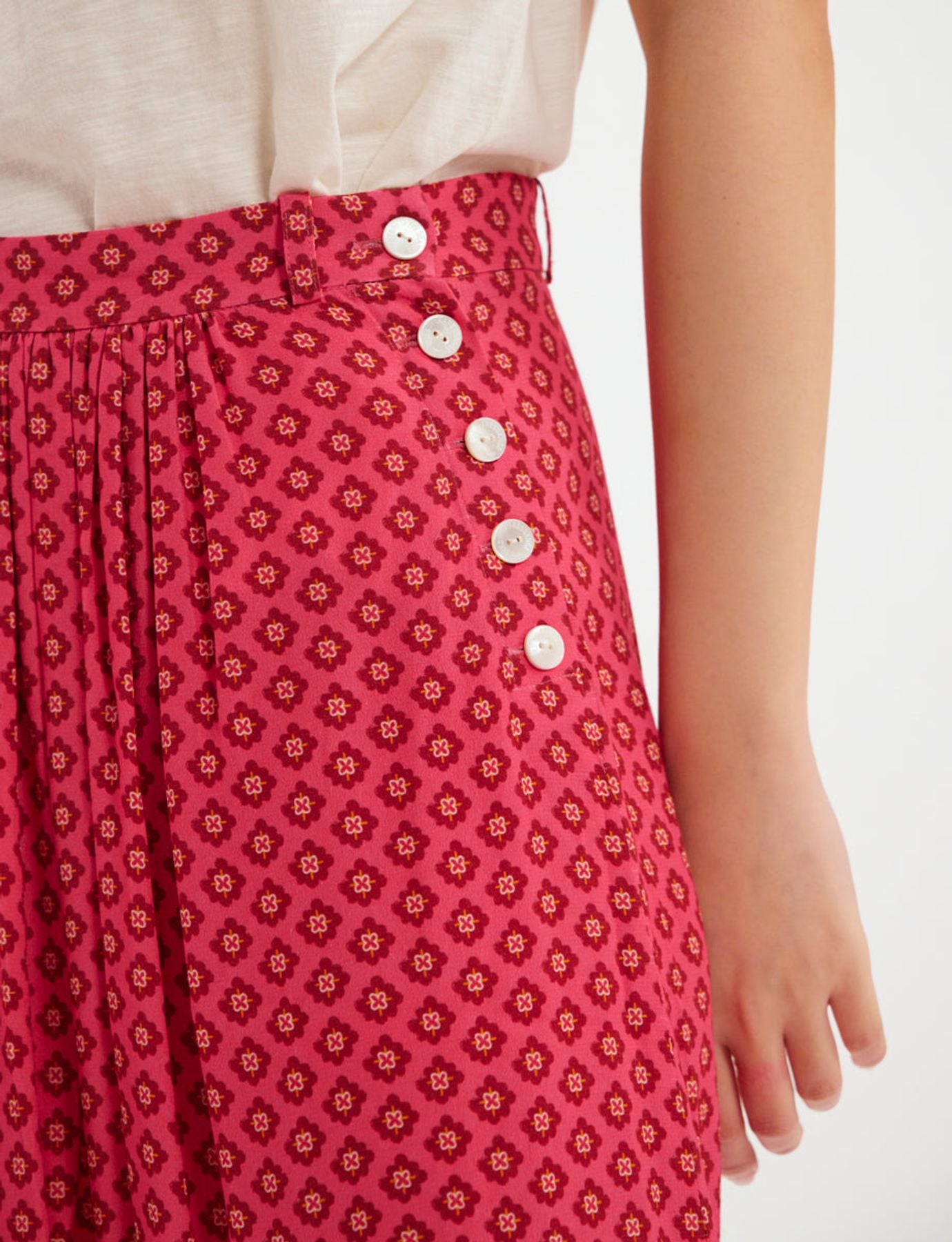 alix-pink-skirt